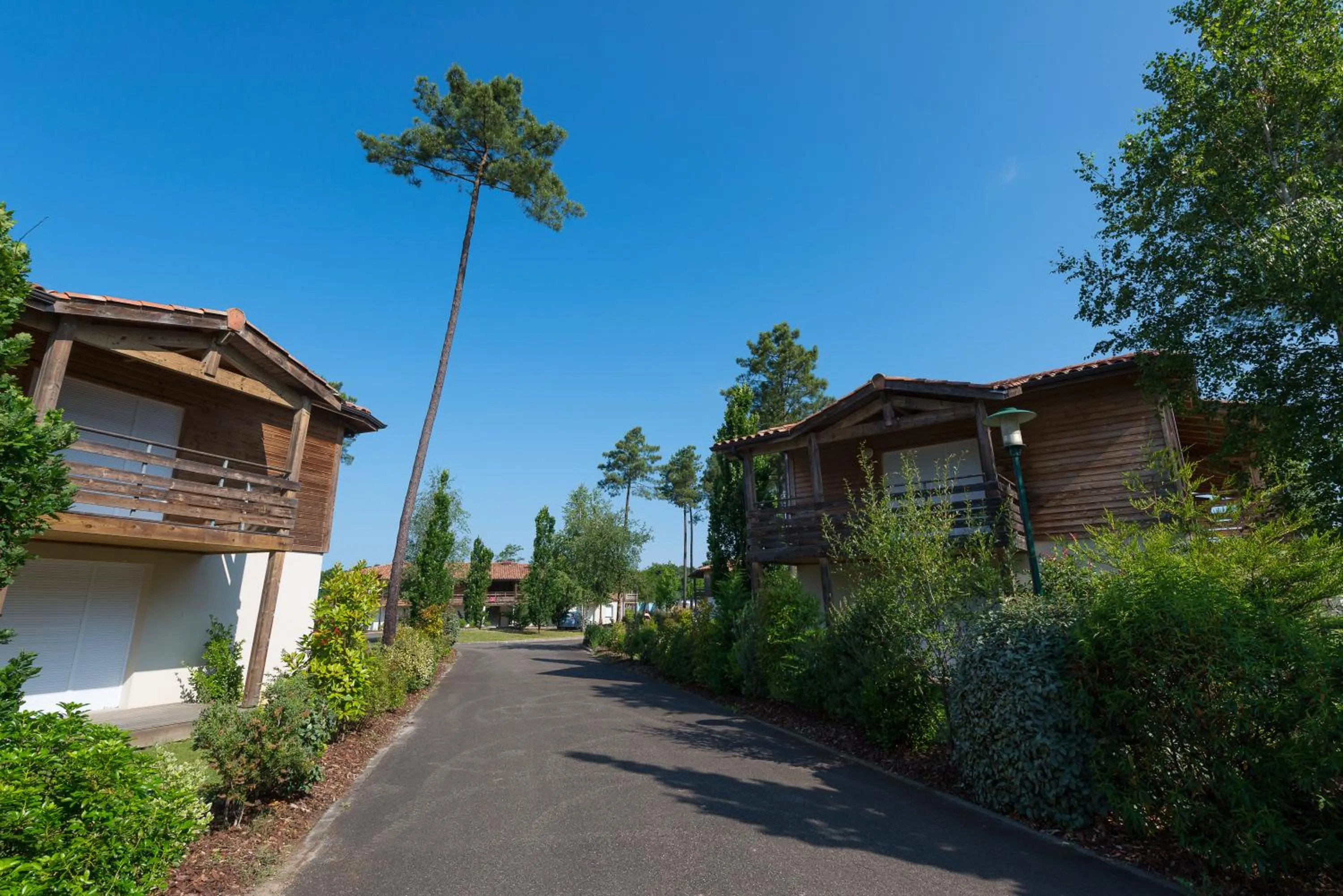 Property building in Les Cottages Du Lac