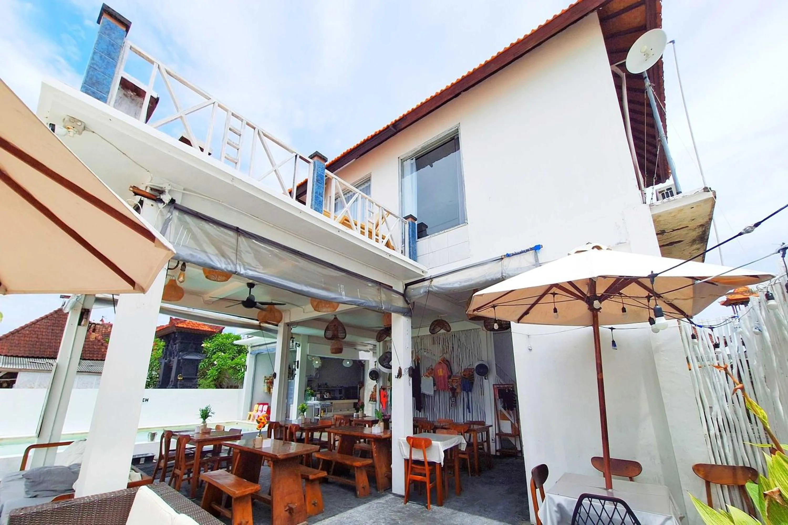 Lobby or reception in The Beach Huts Lembongan