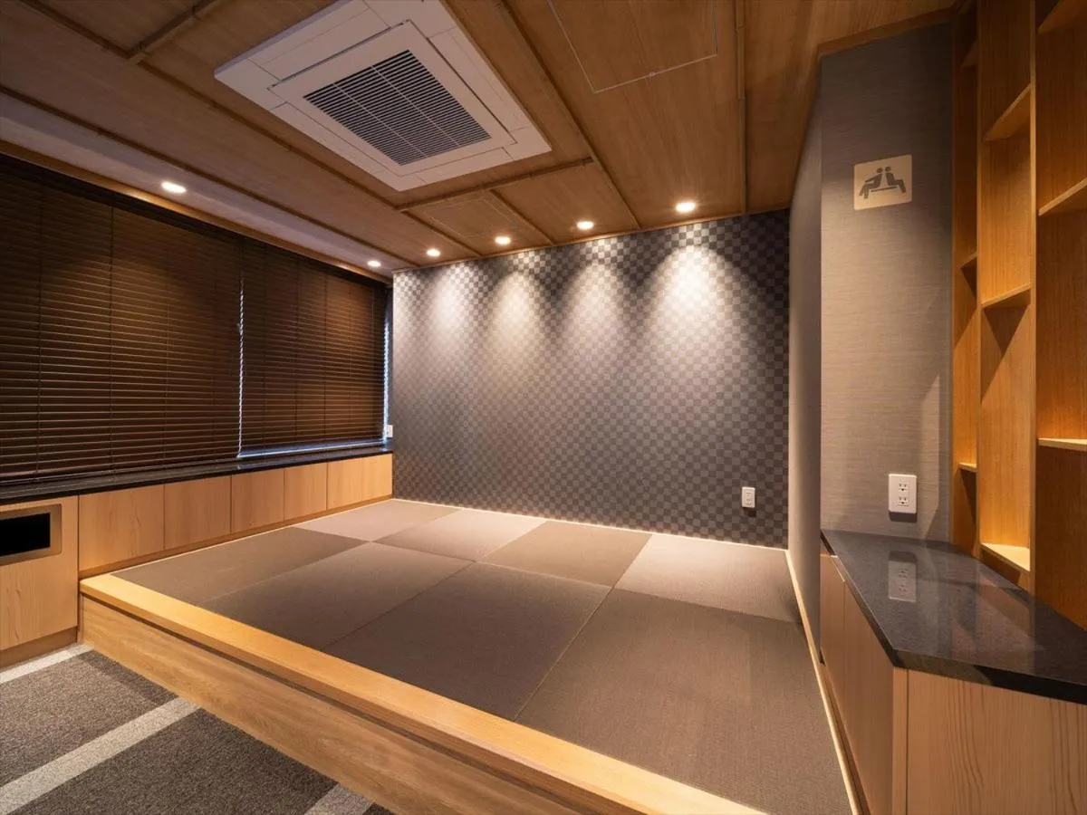 Hot Spring Bath, Bed in Super Hotel Premier Saitama Higashiguchi