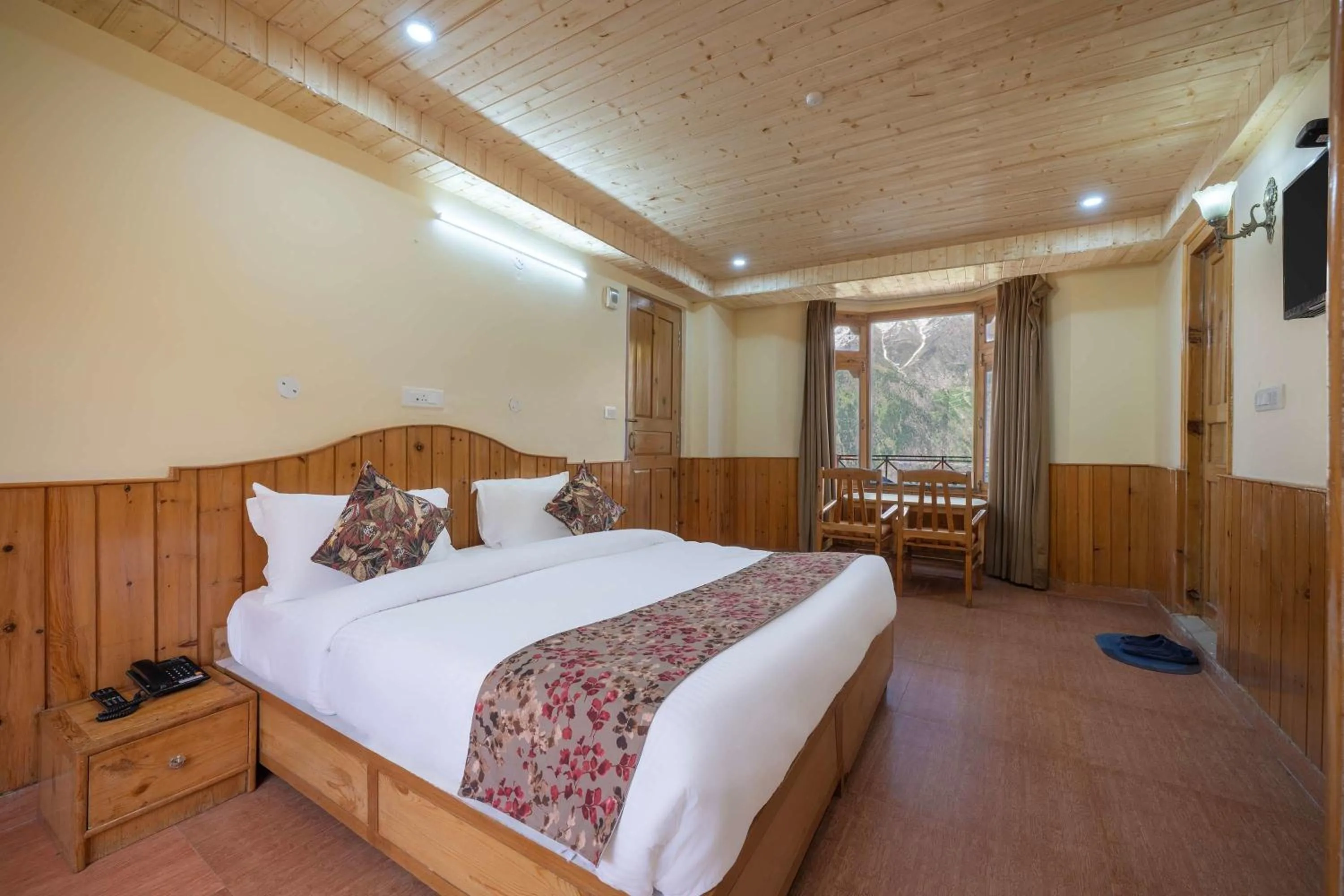 Bed in Echor The Alpine Crest Kalpa