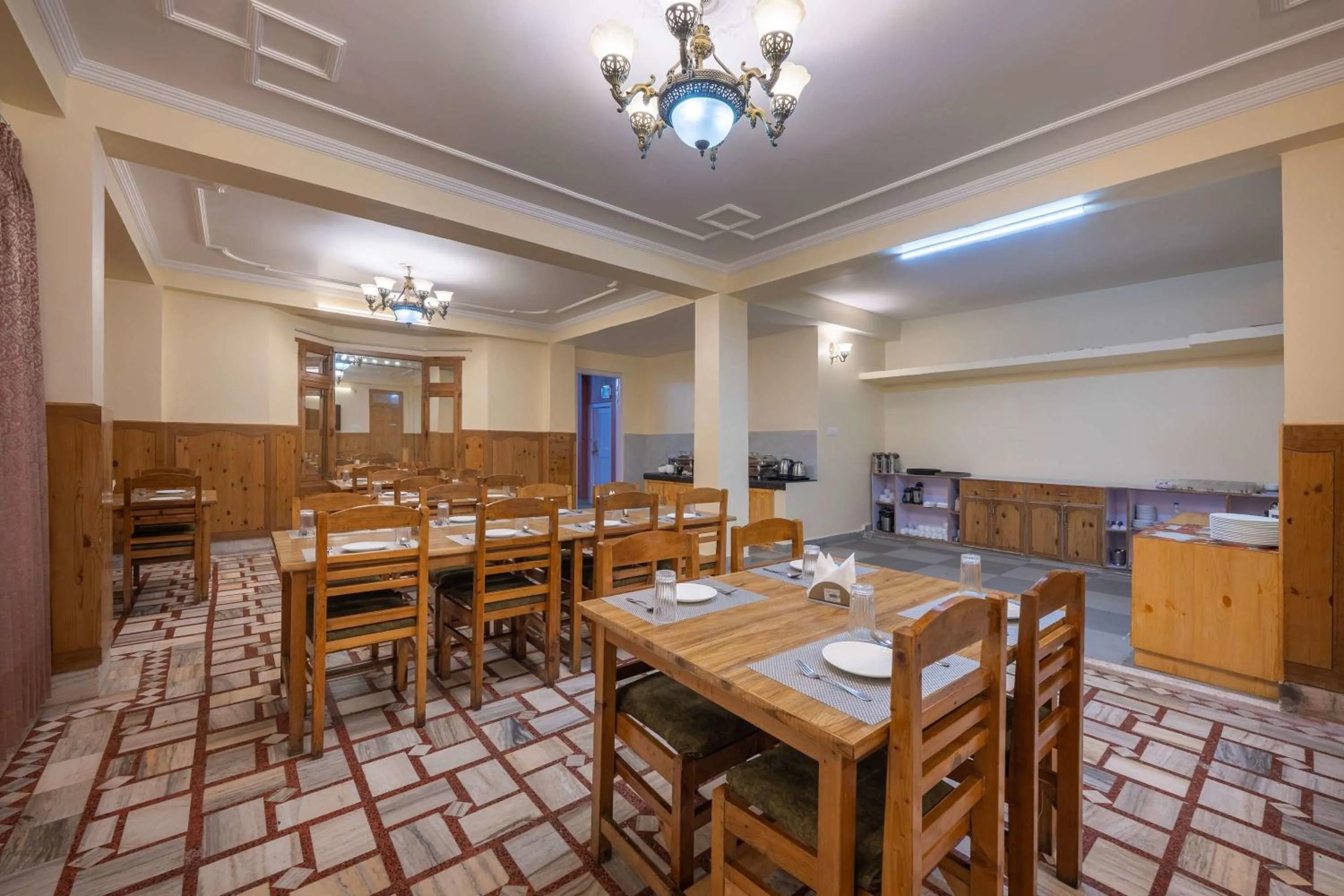 Restaurant/places to eat in Echor The Alpine Crest Kalpa