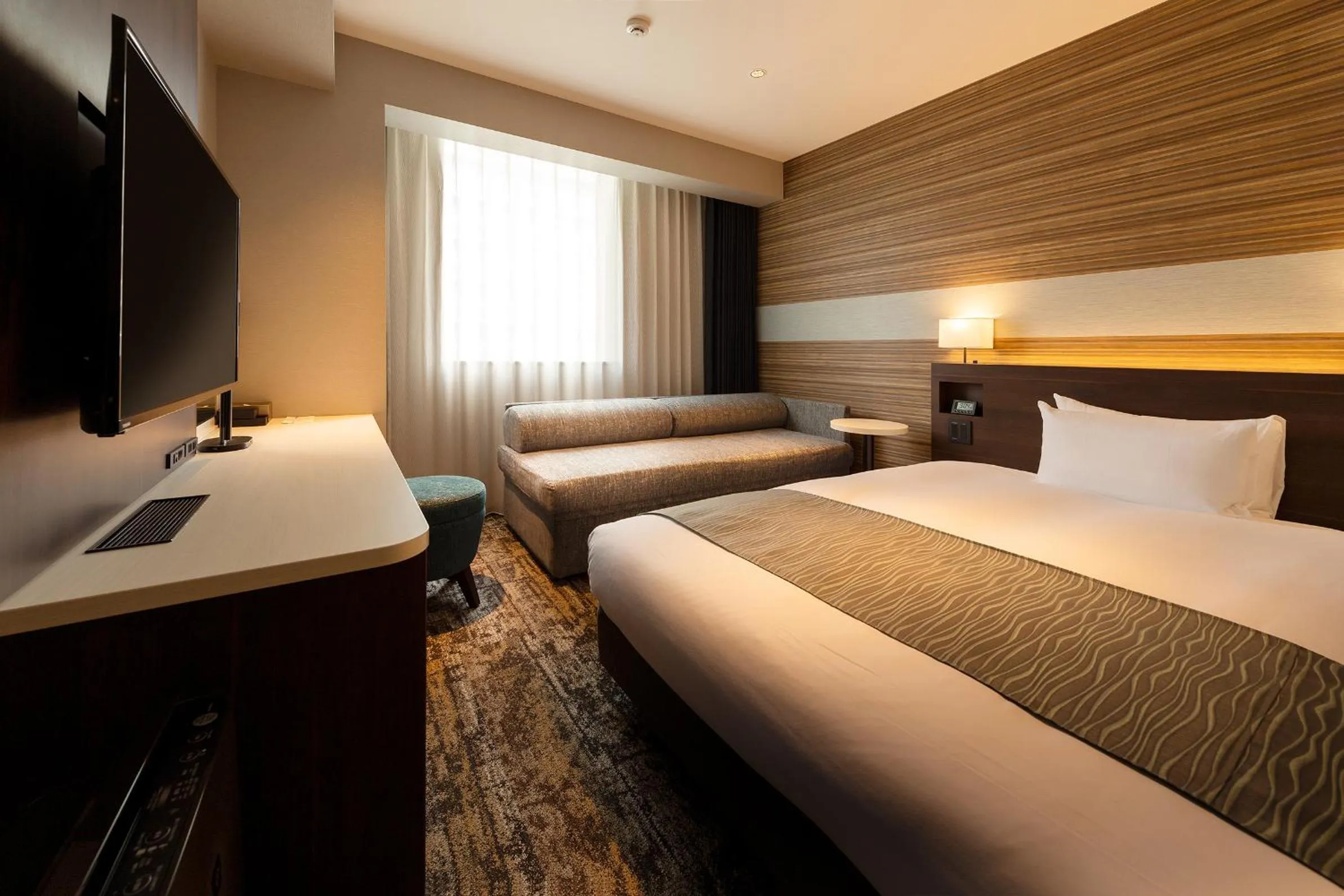 Photo of the whole room, Bed in Shizutetsu Hotel Prezio Tokyo Tamachi