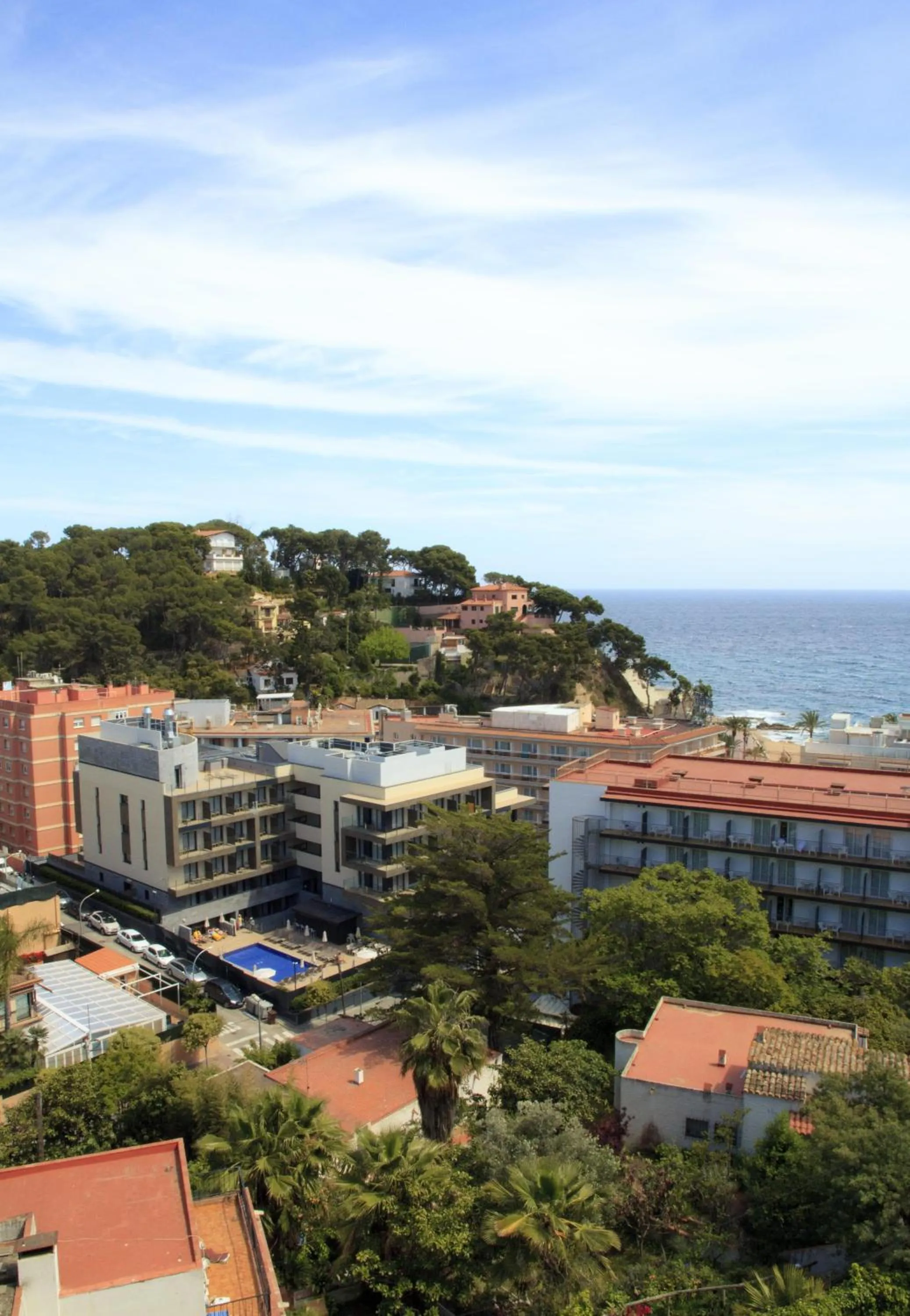 Property building in ALEGRIA Sun Village