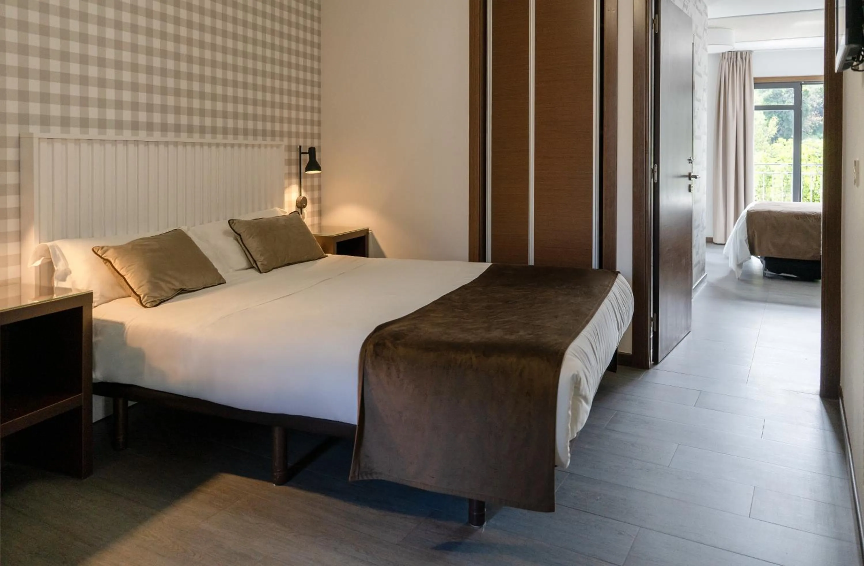 Photo of the whole room, Bed in Alvear Suites