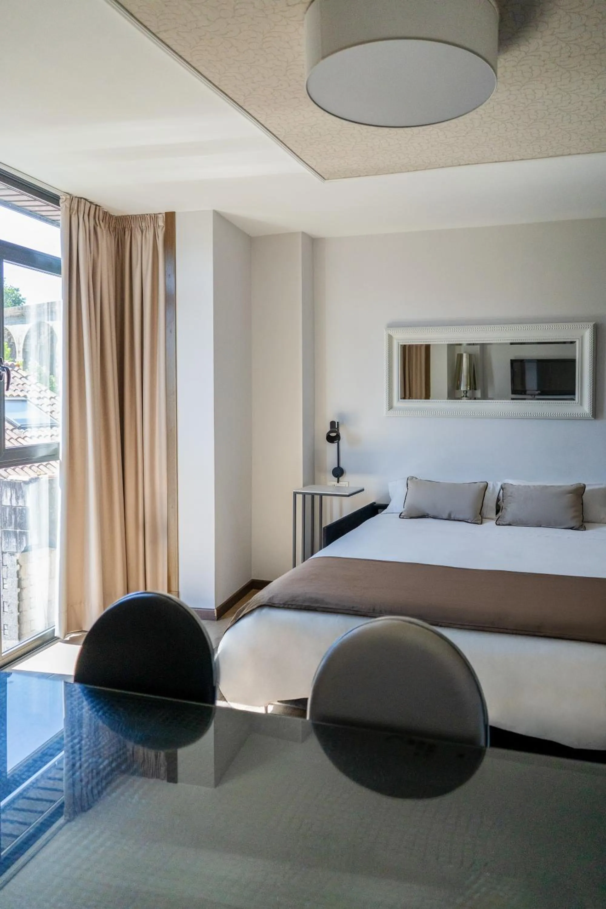 Photo of the whole room, Bed in Alvear Suites