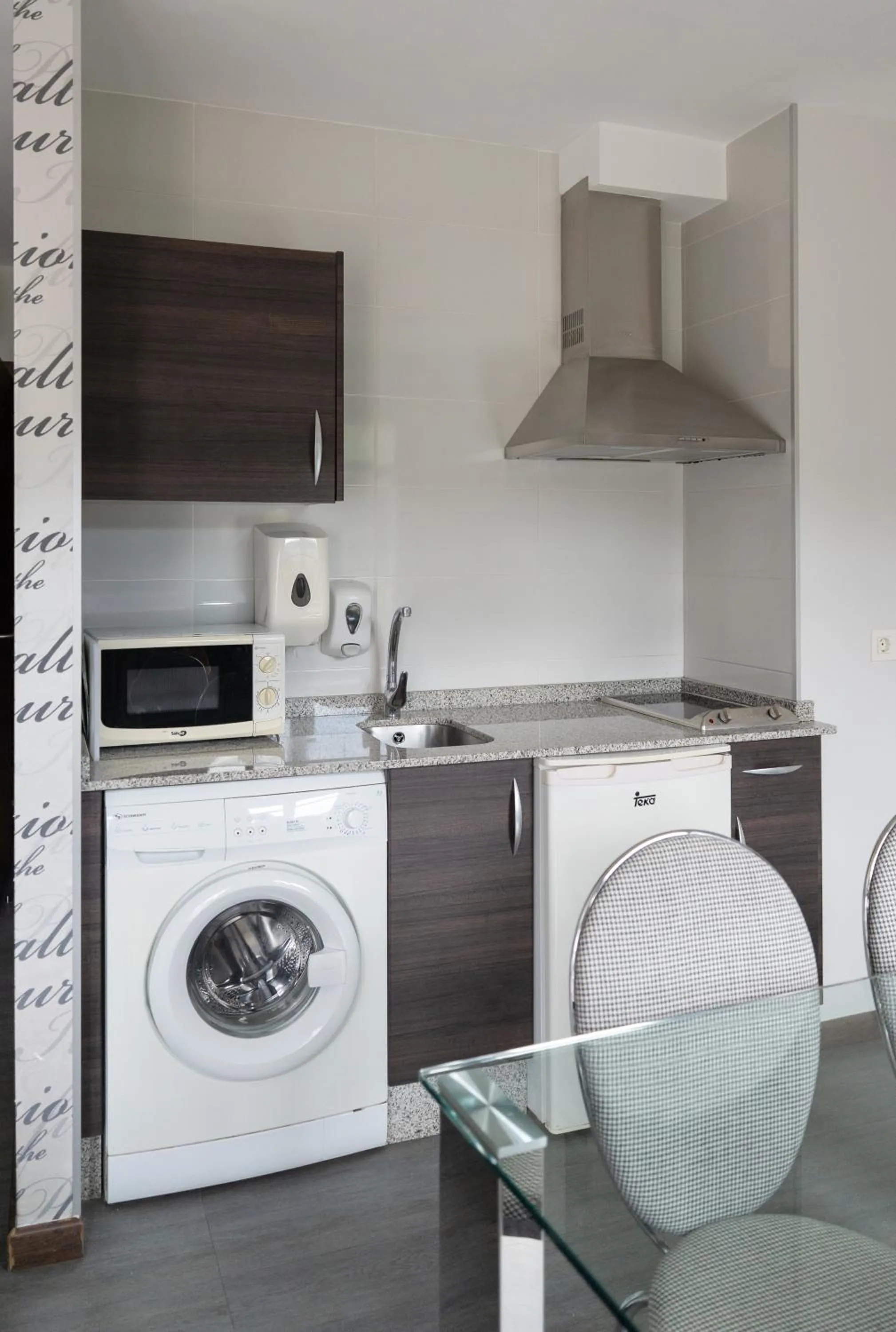 Kitchen or kitchenette in Alvear Suites