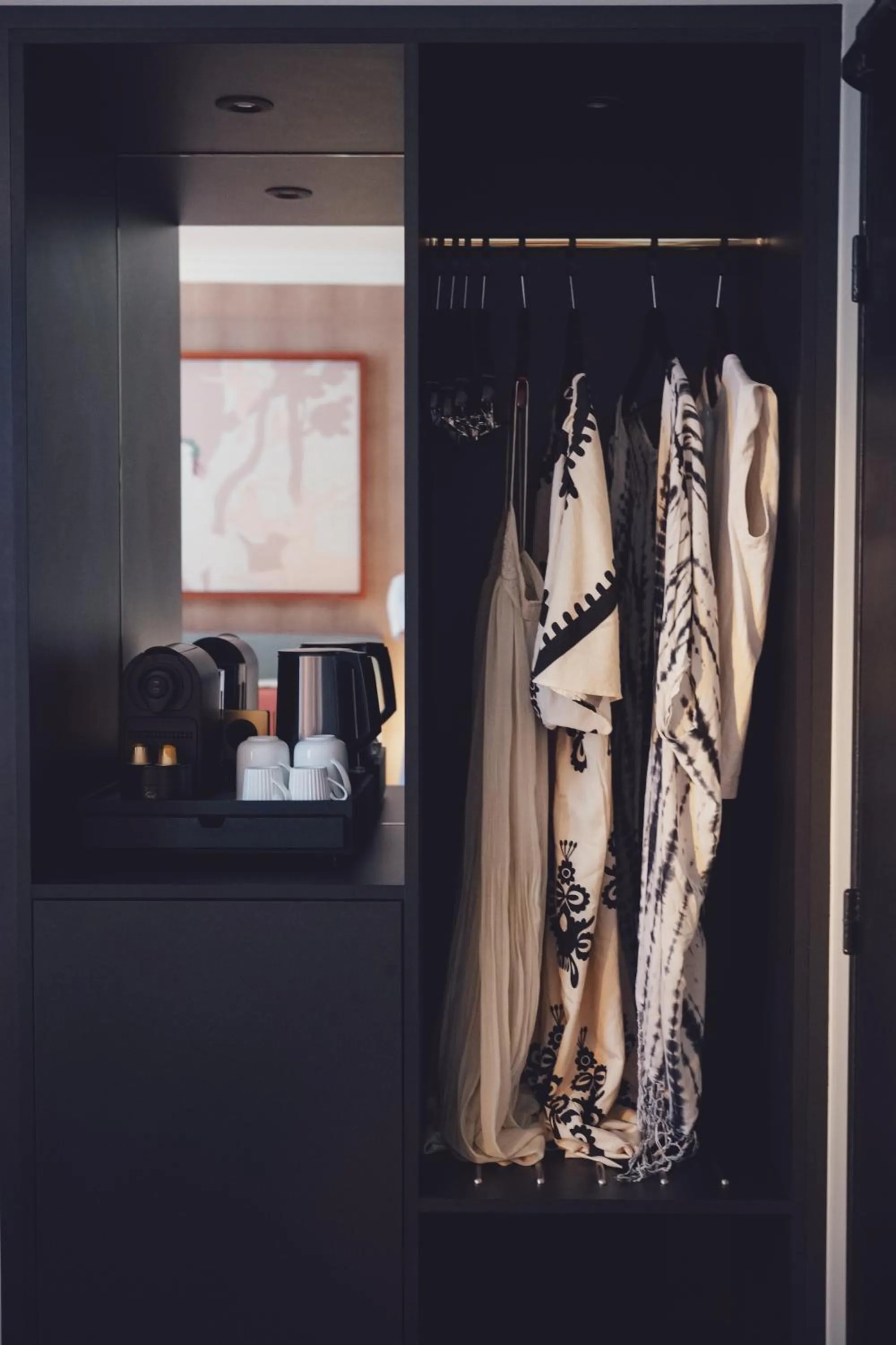 wardrobe in Maison Orphée
