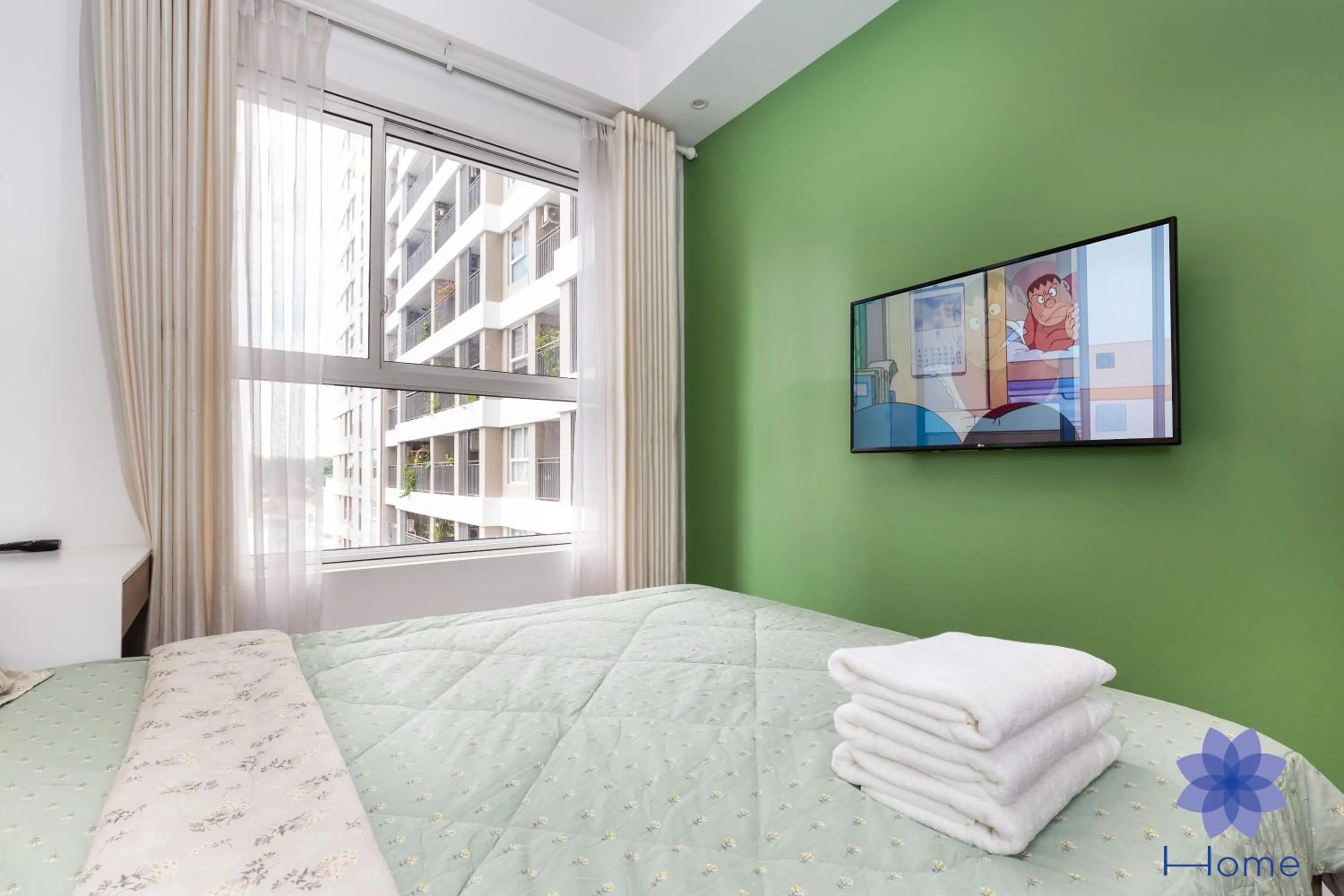 iHome Furnished Apartments with Free Gym & Pool, Airport Pick-Up Service