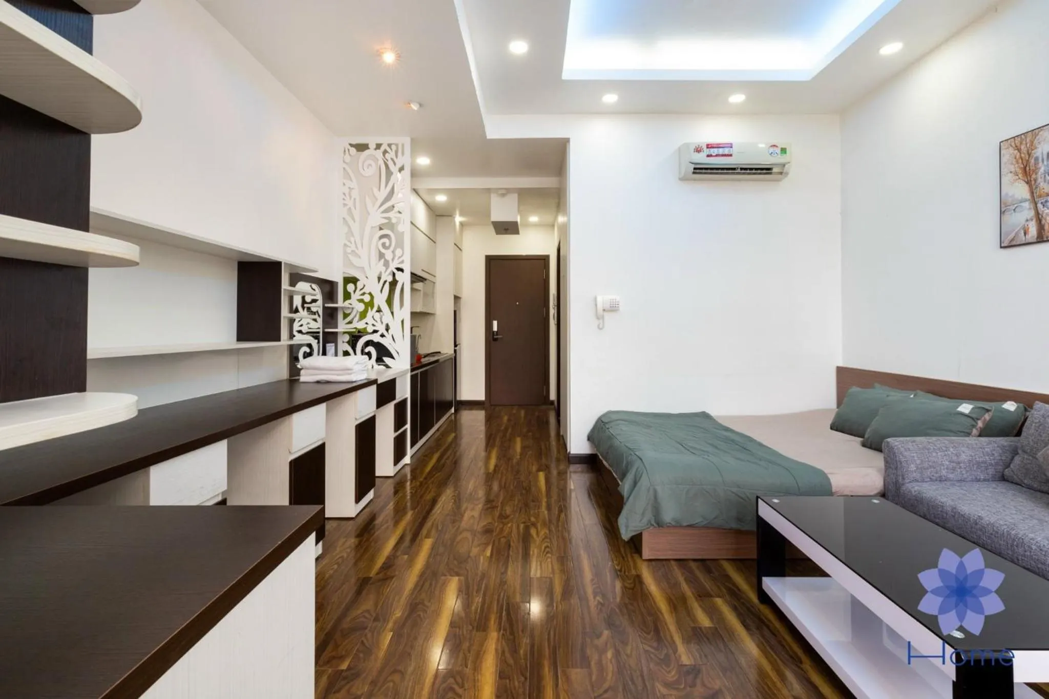 Seating area in iHome Furnished Apartments with Free Gym & Pool, Airport Pick-Up Service