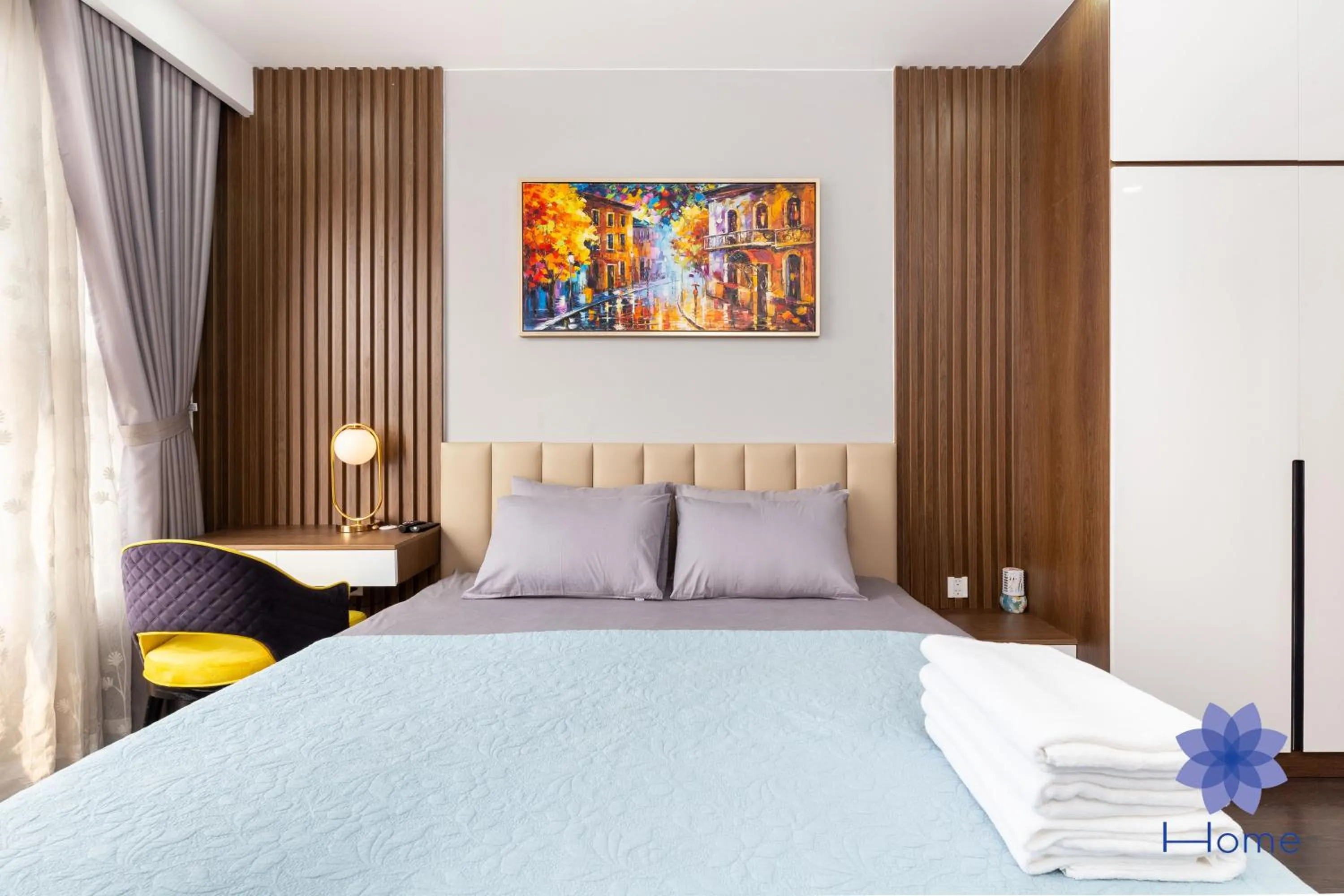 iHome Furnished Apartments with Free Gym & Pool, Airport Pick-Up Service