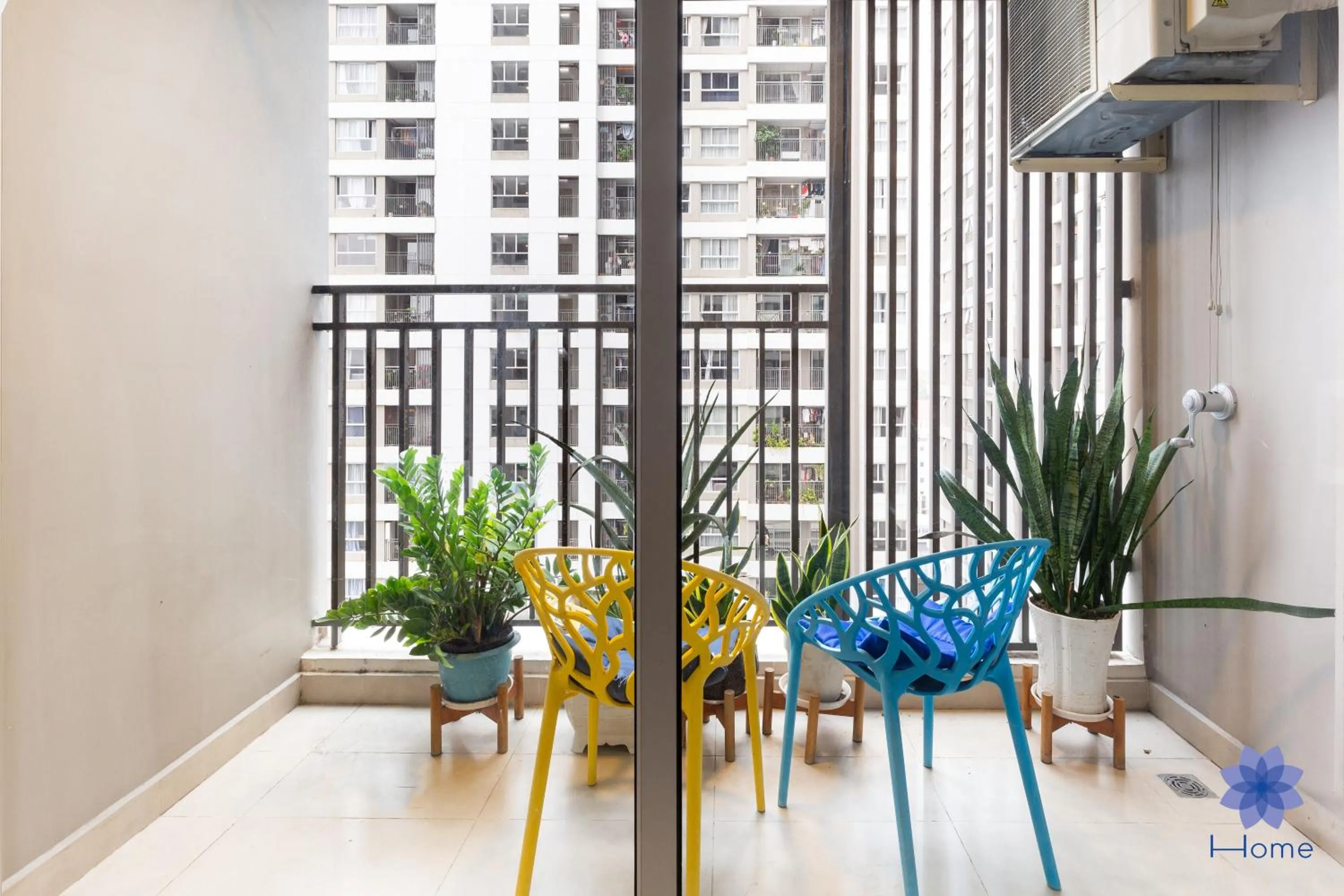 Balcony/Terrace in iHome Furnished Apartments with Free Gym & Pool, Airport Pick-Up Service