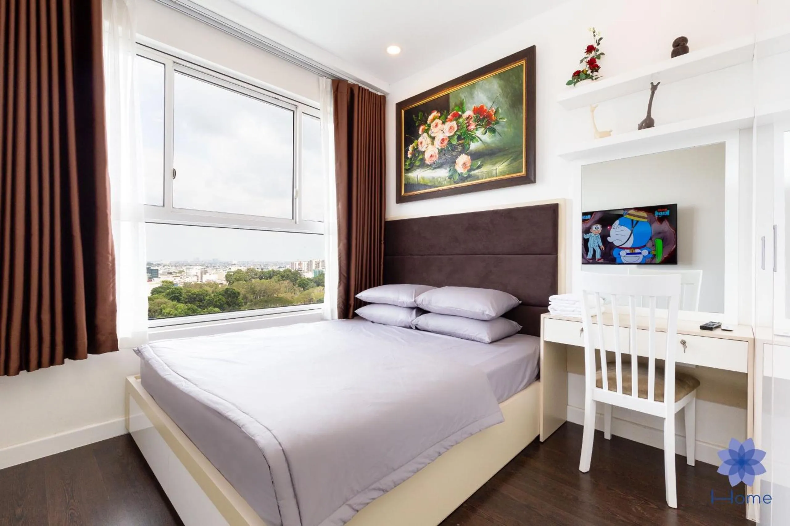 Bed in iHome Furnished Apartments with Free Gym & Pool, Airport Pick-Up Service