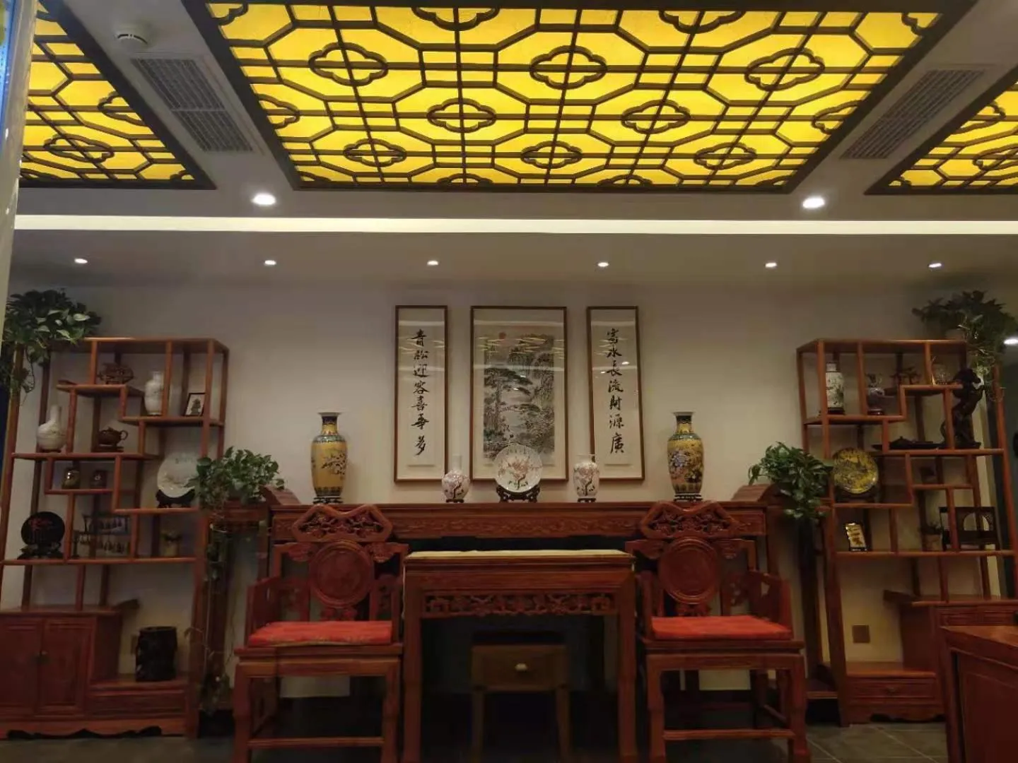 Qinfu Hotel Beijing Nanluogu Lane Houhai