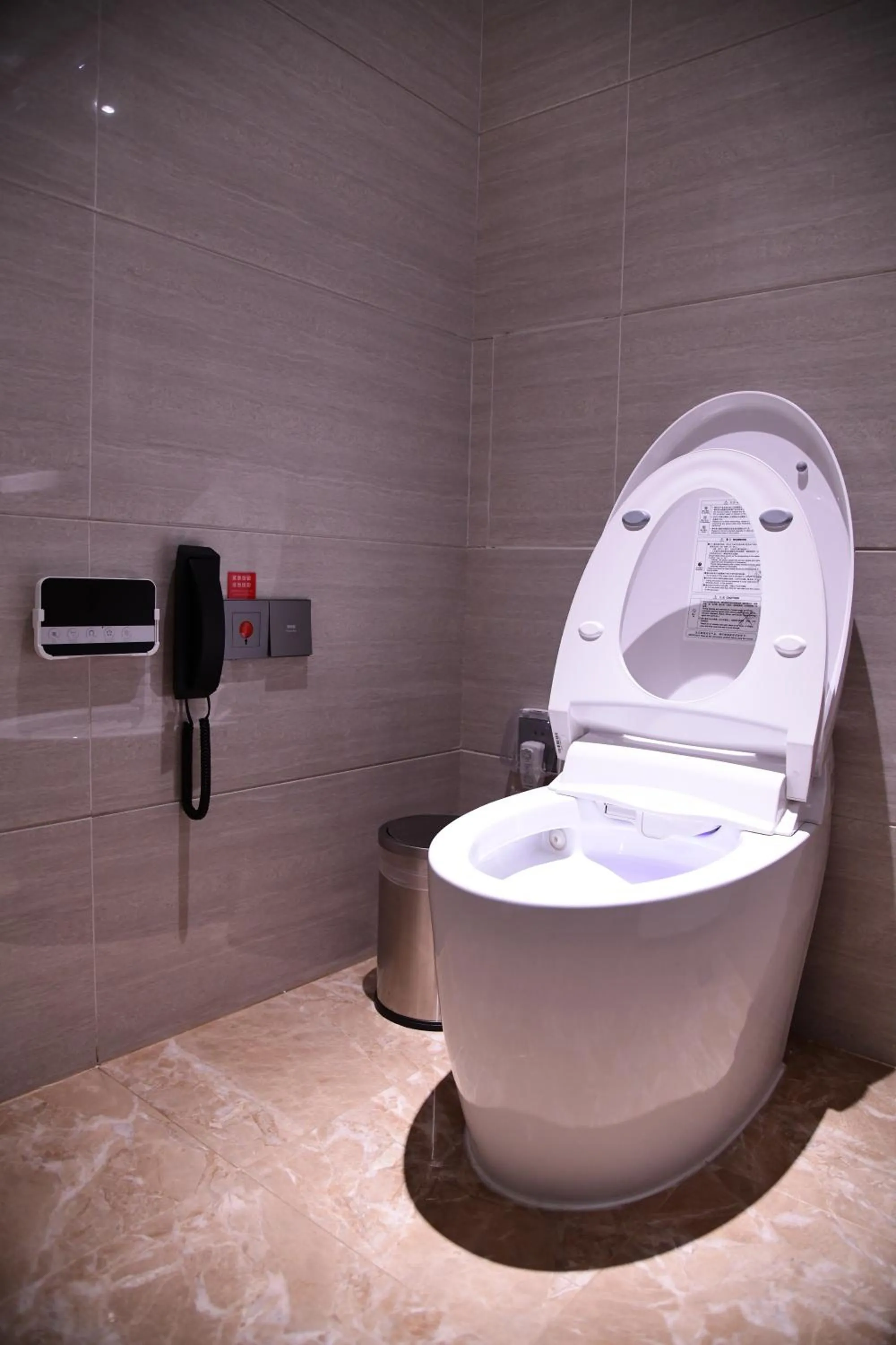 Bathroom in GUOCE Beijing Capital Airport Hotel & Convention Center