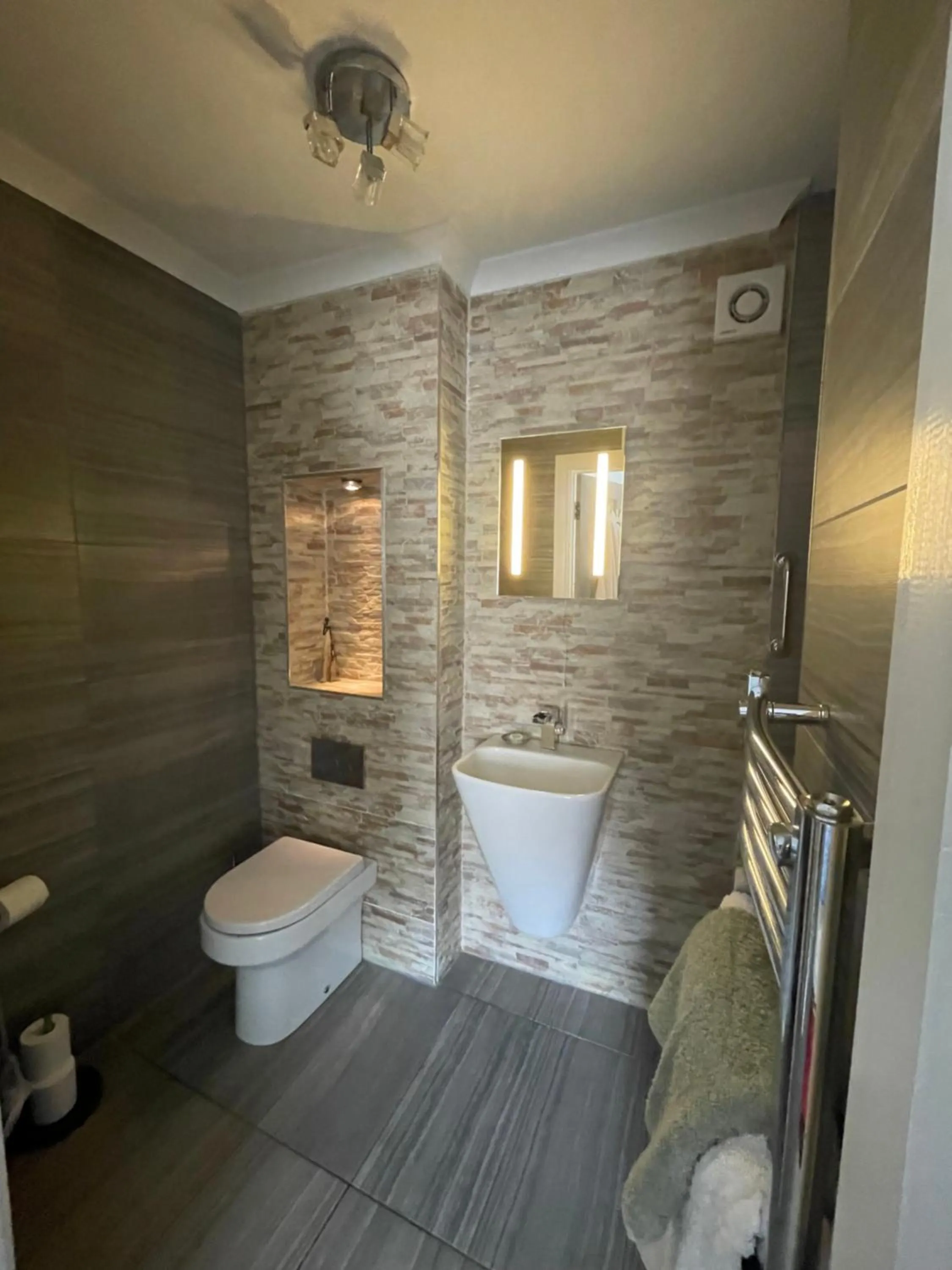 Bathroom in Saorsa House Culross