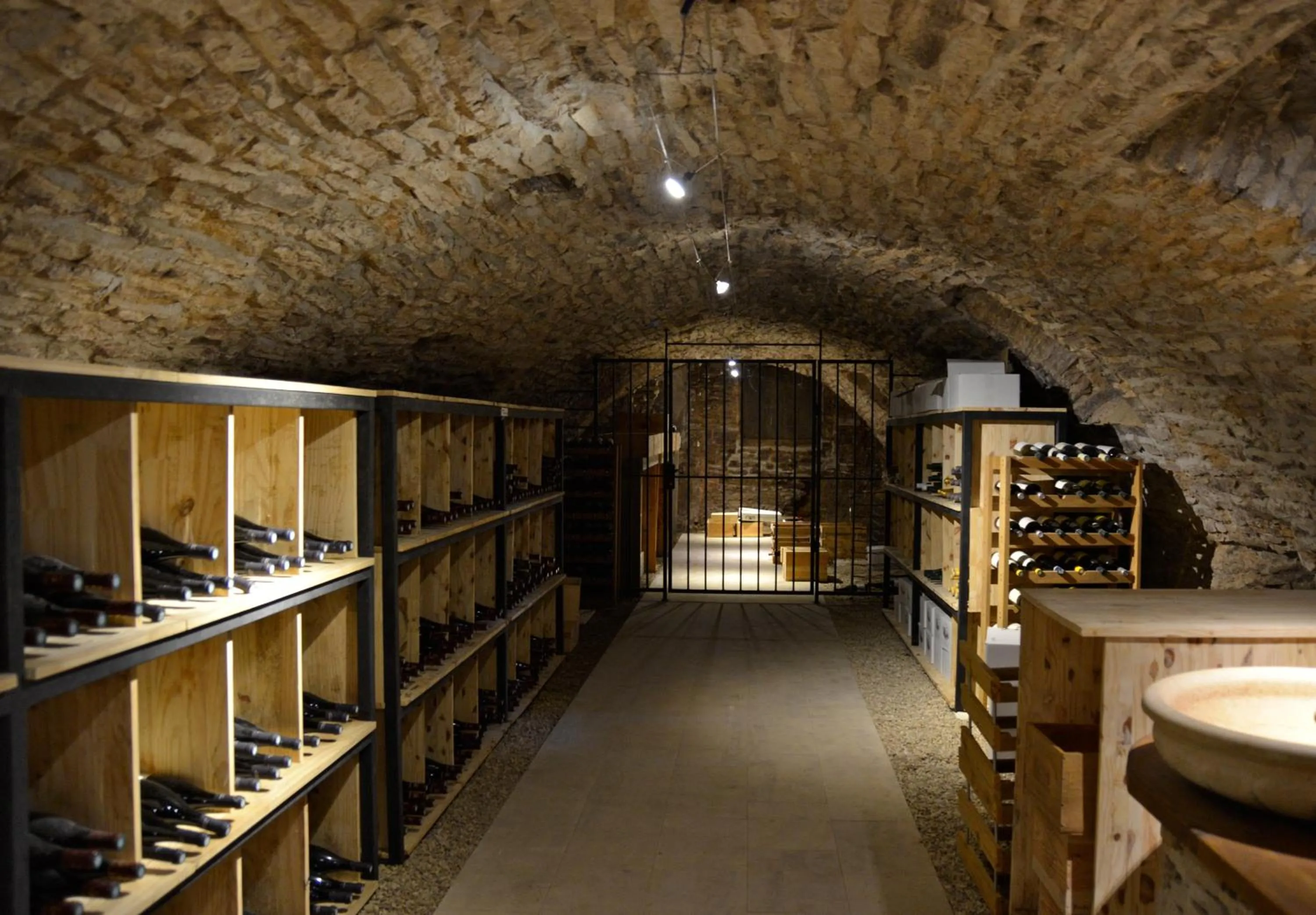 Alcoholic drinks in Hôtel Les Deux Chèvres Gevrey-Chambertin