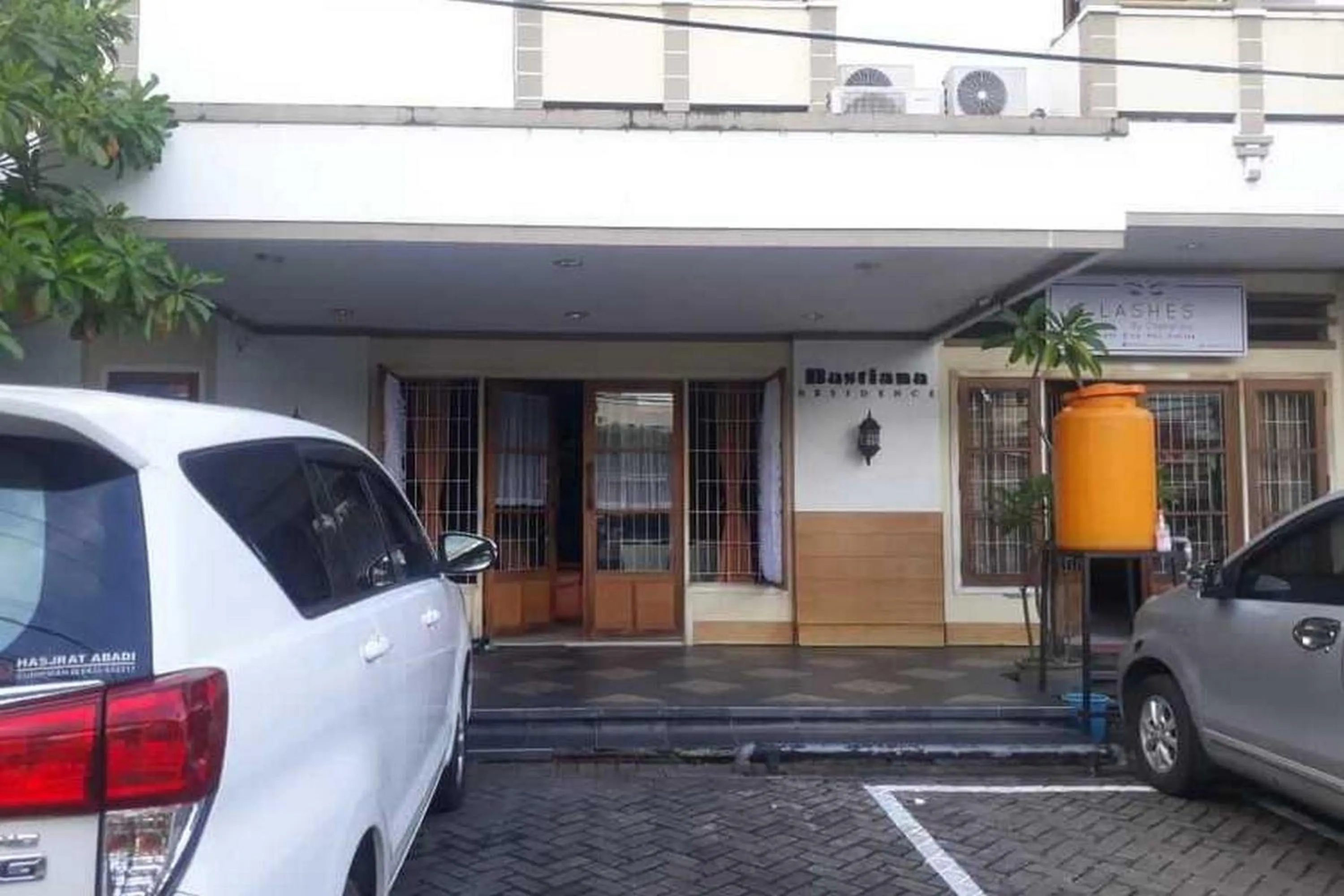 Day in RedDoorz Brand MAN12045 RedDoorz near Megamall Manado