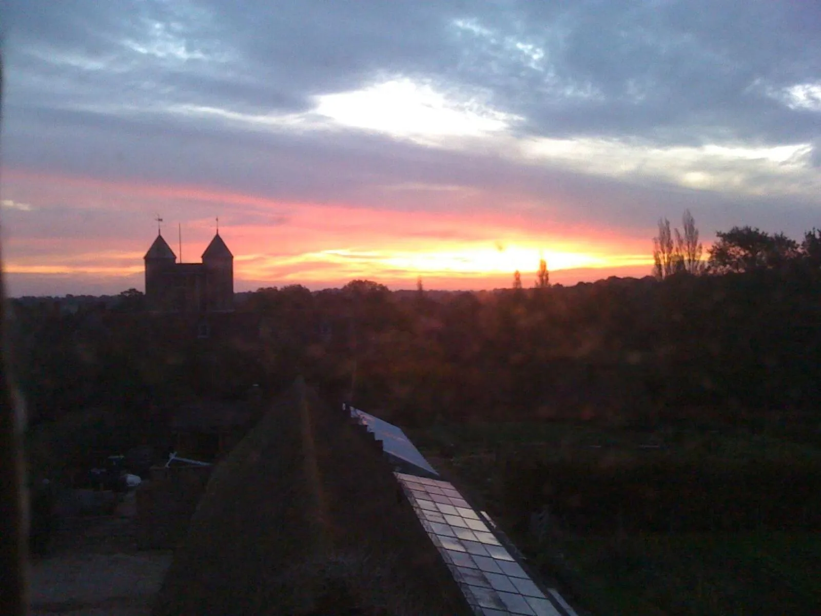 Sunrise in Sissinghurst Castle Farmhouse