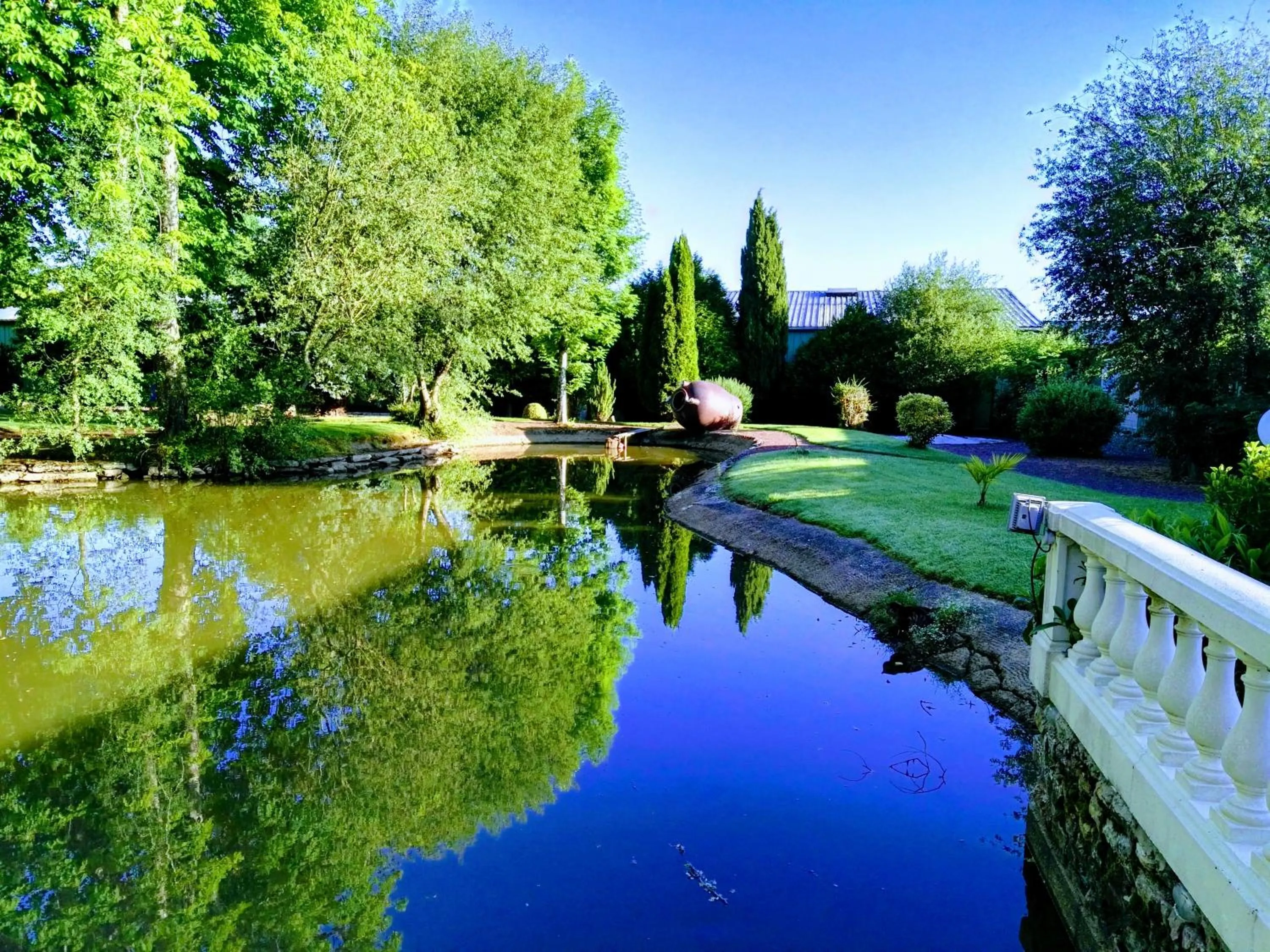 Garden in Logis Hotel Oasis
