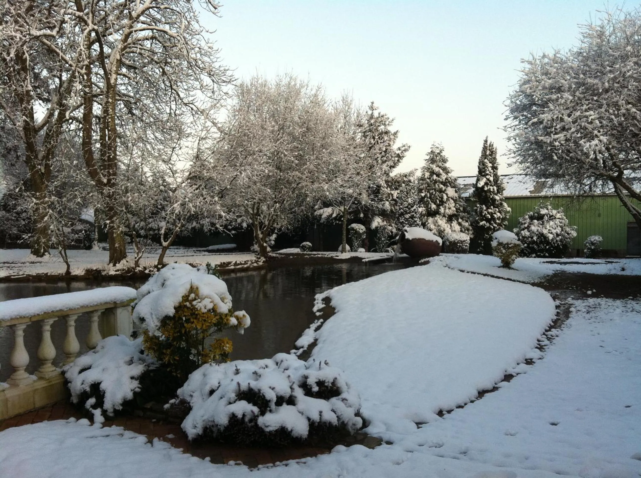 Area and facilities in Logis Hotel Oasis