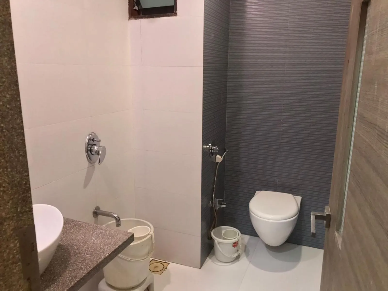 Bathroom in Pearl Hotel & Banquets Ahmedabad