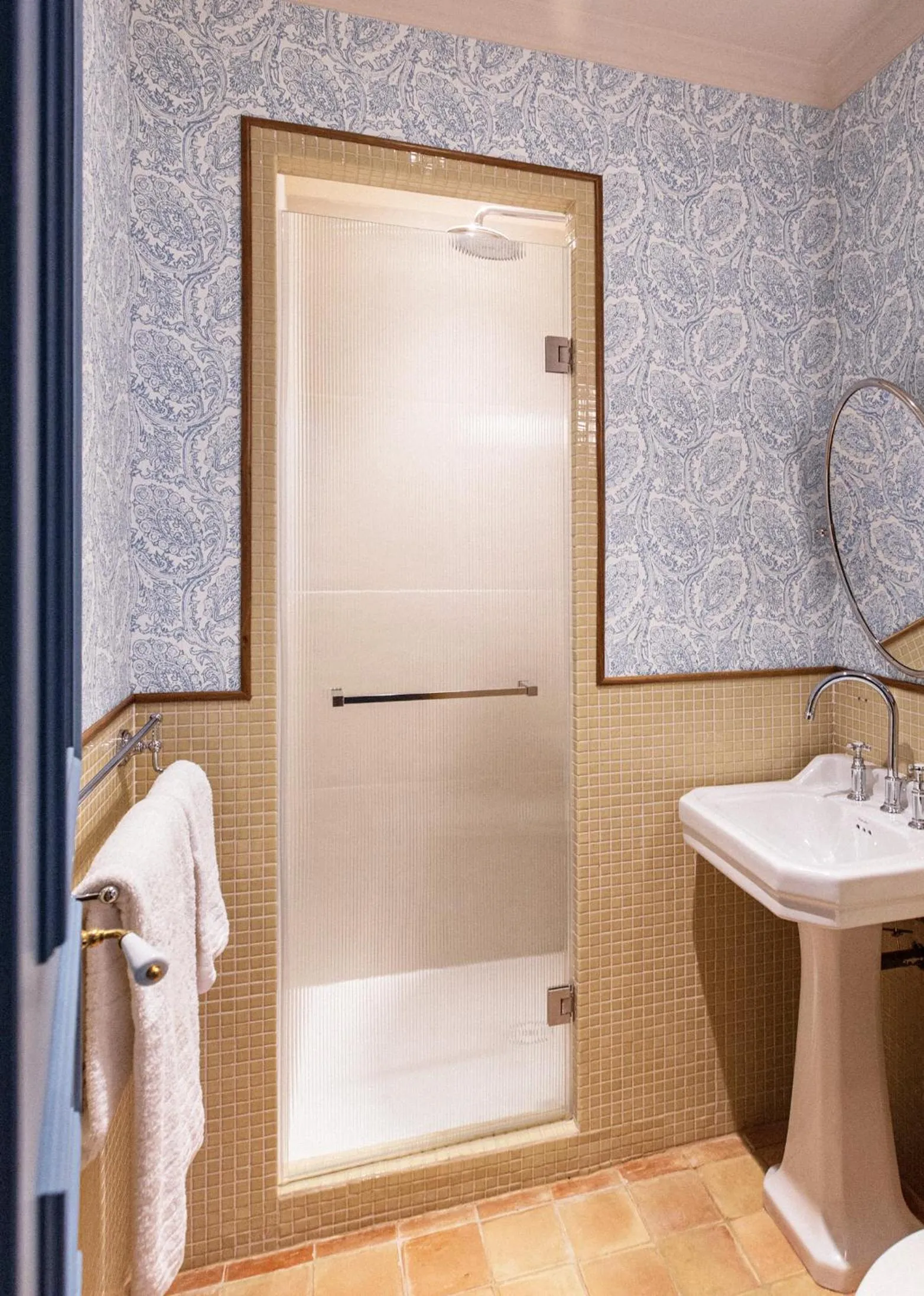 Bathroom in Hôtel Amista Marseille - ancien Hôtel Saint Louis - Vieux Port