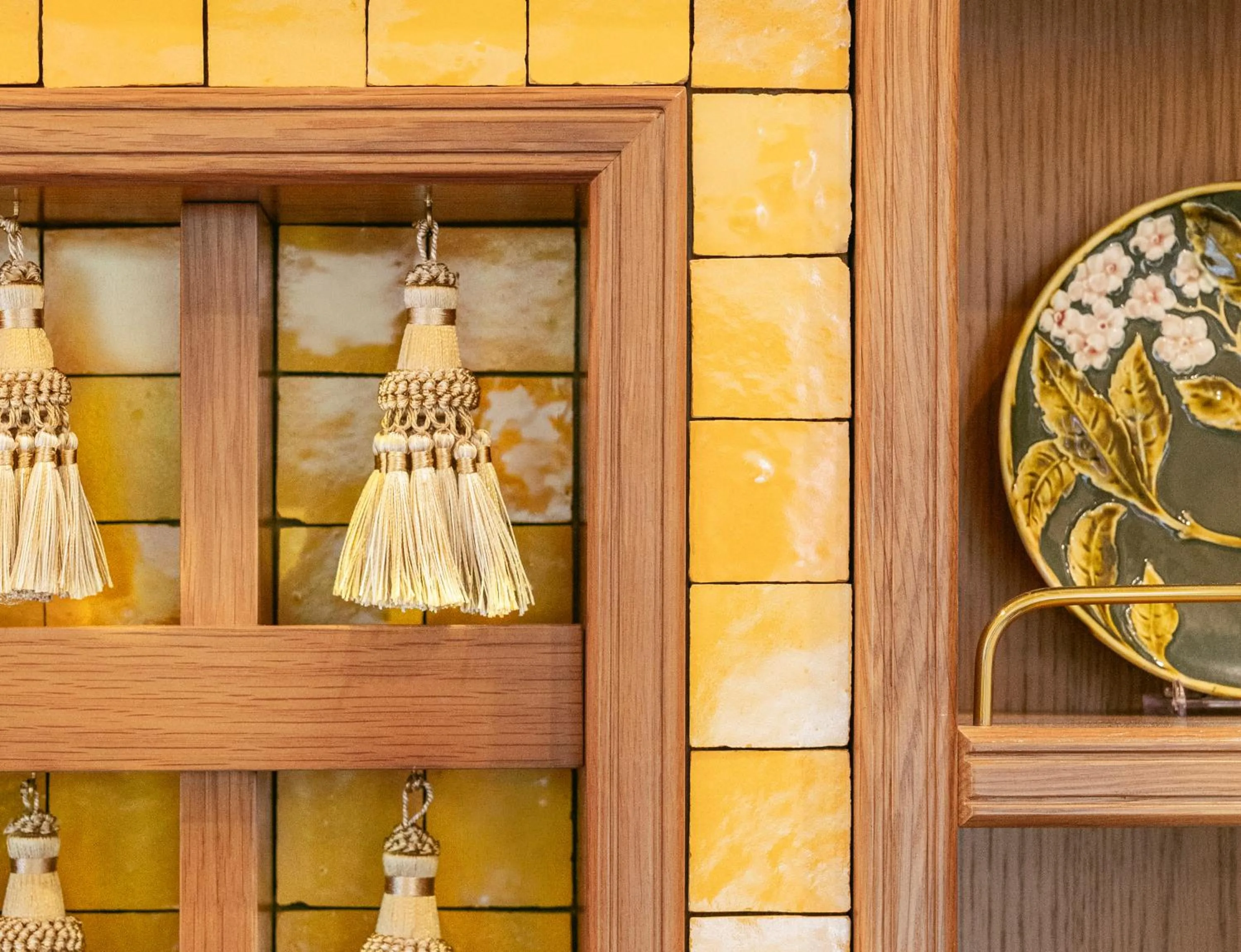 Decorative detail in Hôtel Amista Marseille - ancien Hôtel Saint Louis - Vieux Port