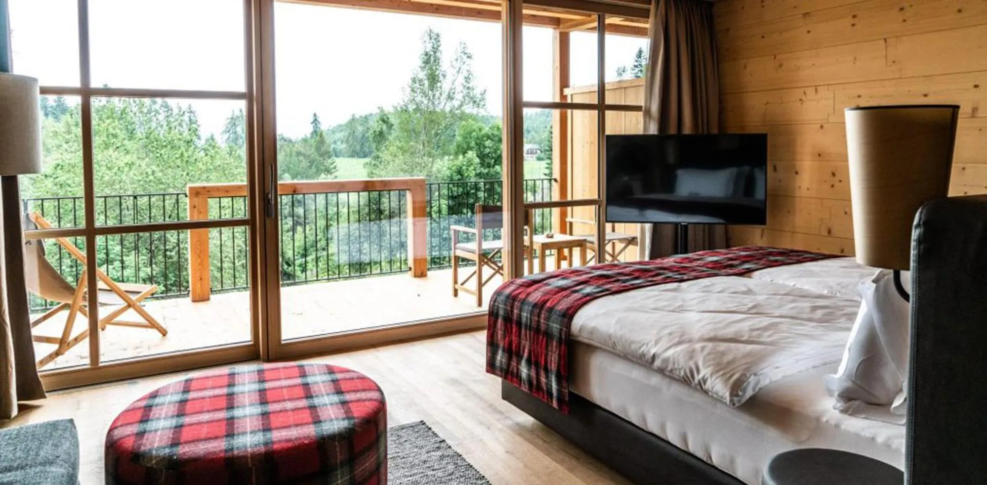 Photo of the whole room, Bed in ADLER Lodge RITTEN