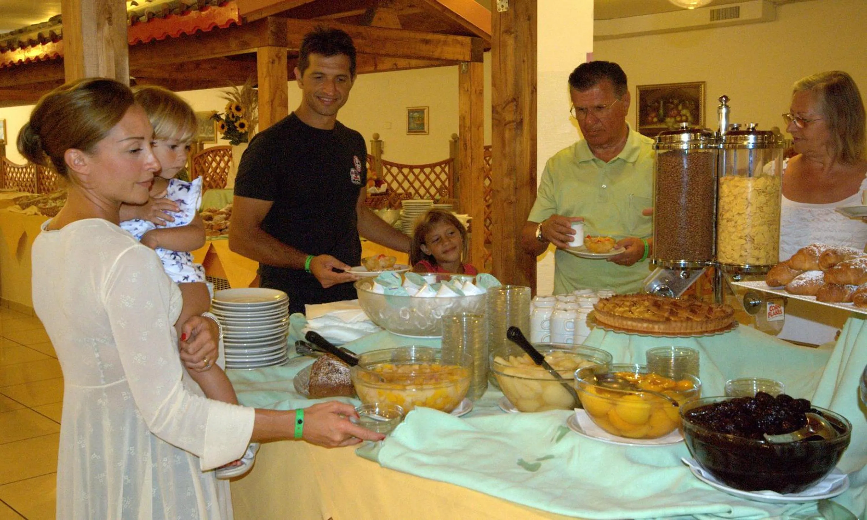 Restaurant/places to eat in Villaggio Albatros Resort