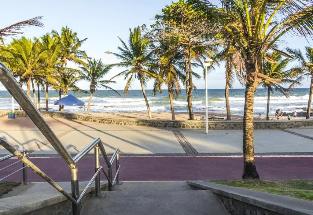 Beach in Apartamentos Itapuã Residence - Praia