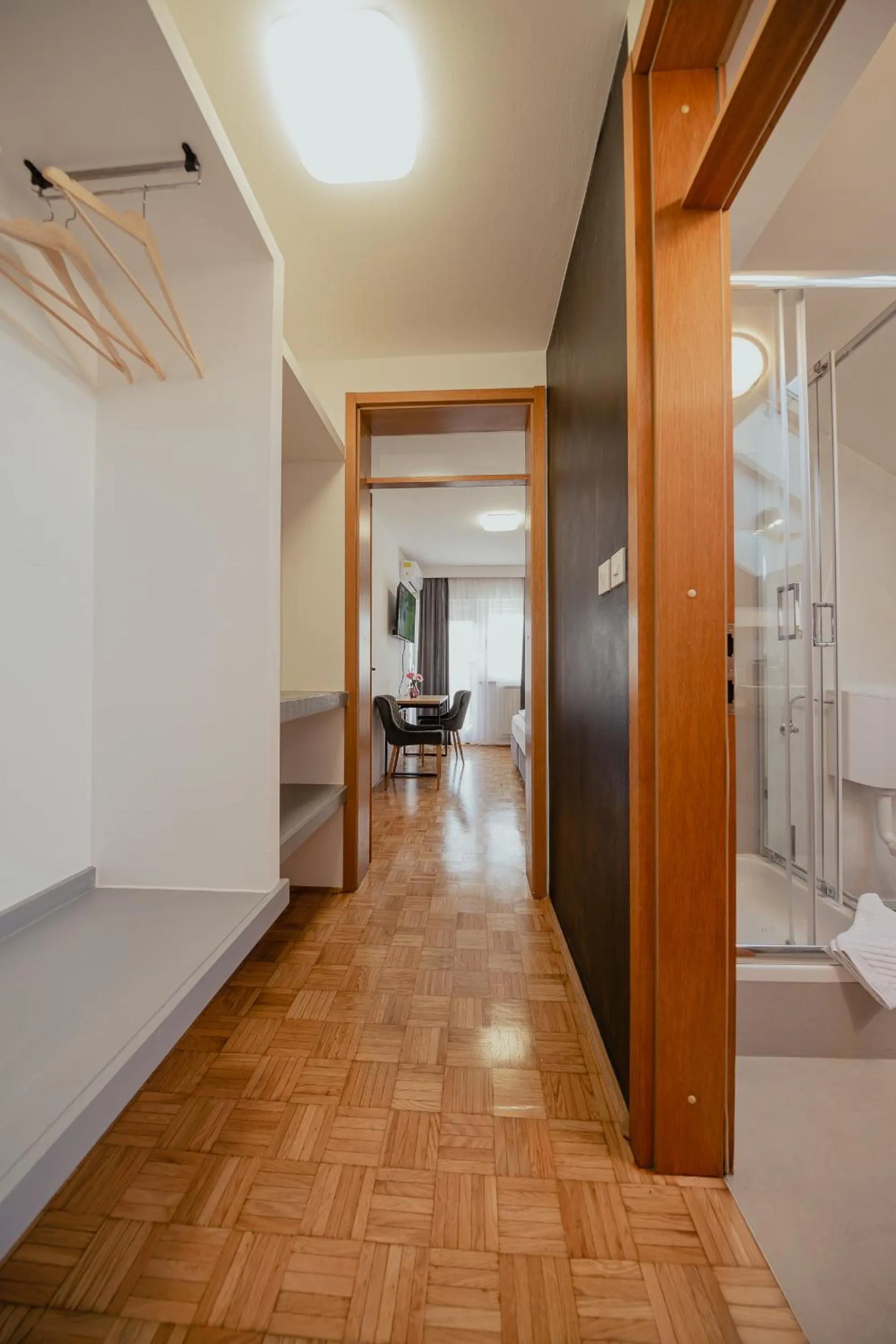 Photo of the whole room in Hotel Maj Inn