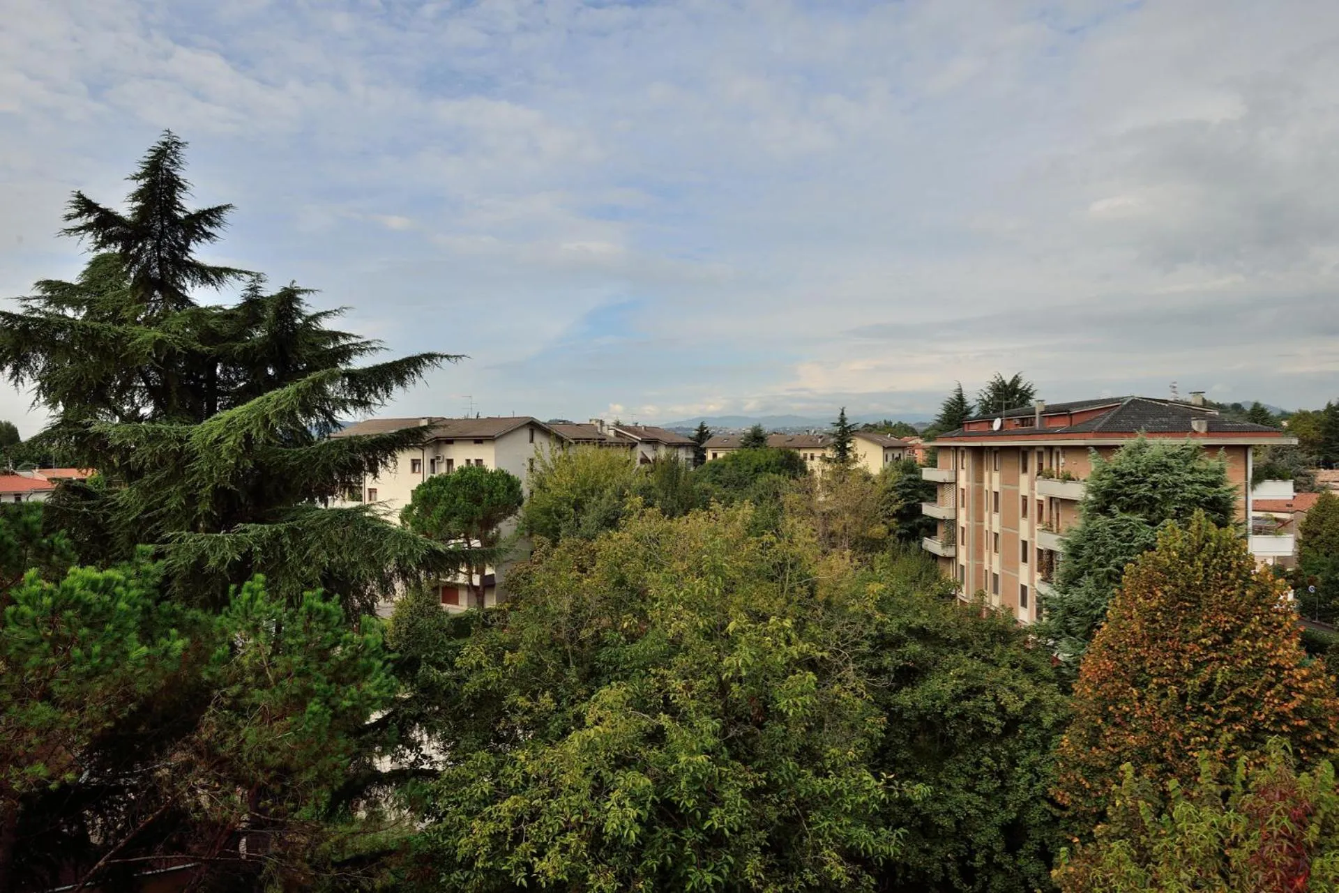 Garden view in B&B Villa Lattes