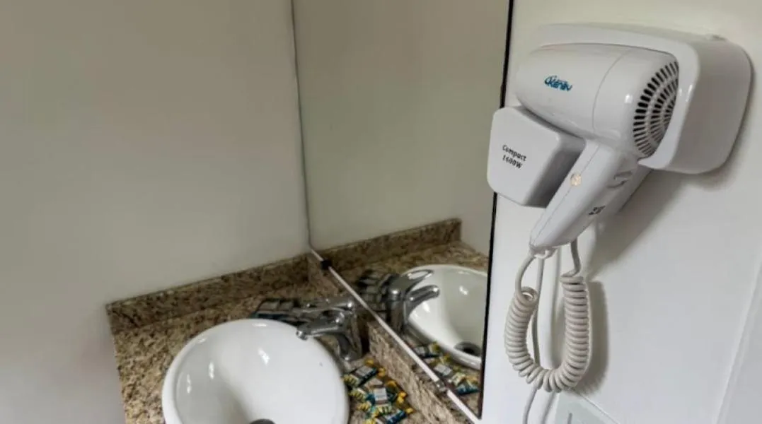 Pousada Bernúncia - Com café da Manhã, próximo a Praia Grande