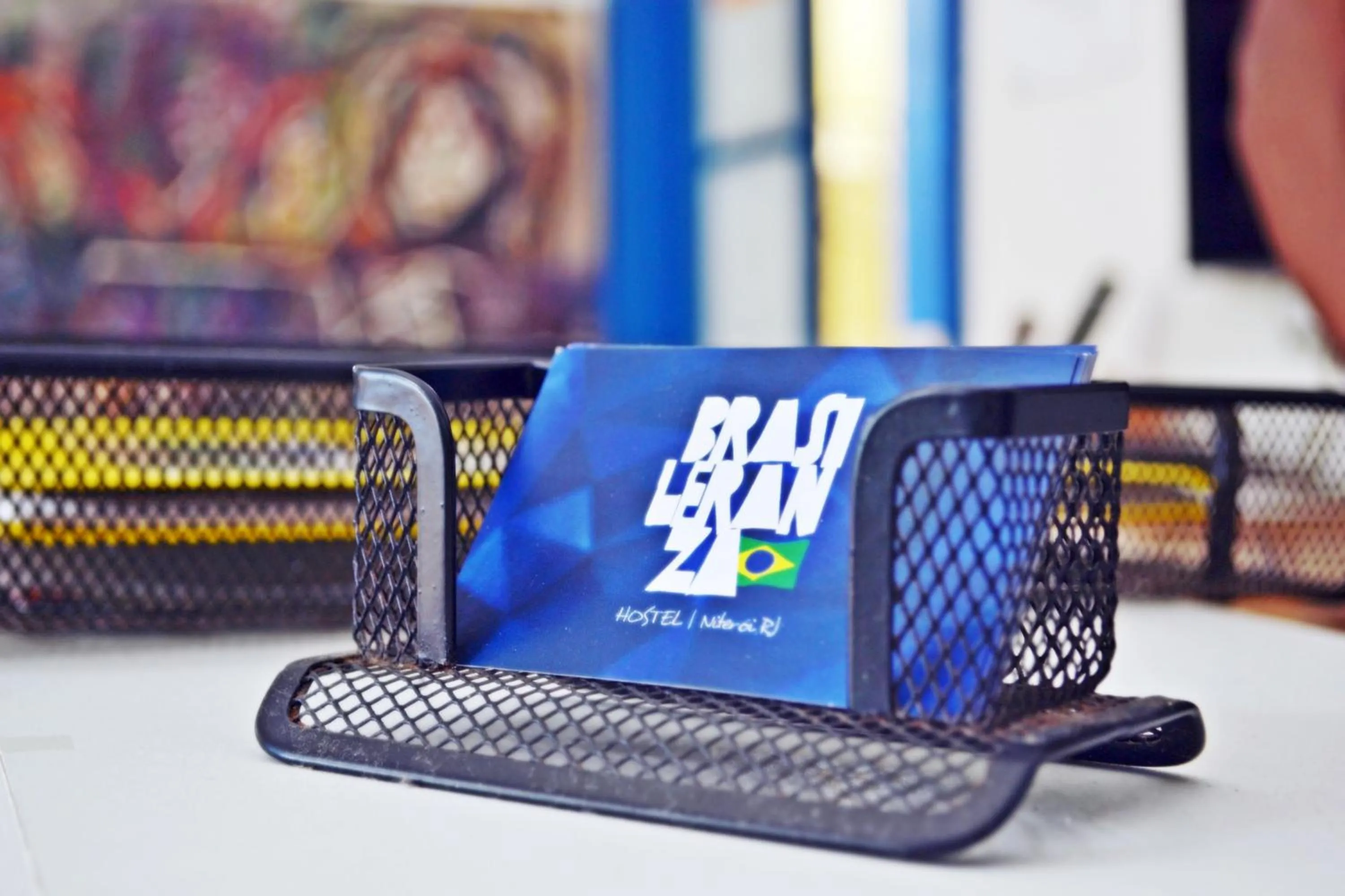 Logo/Certificate/Sign in Brasileranza Hostel