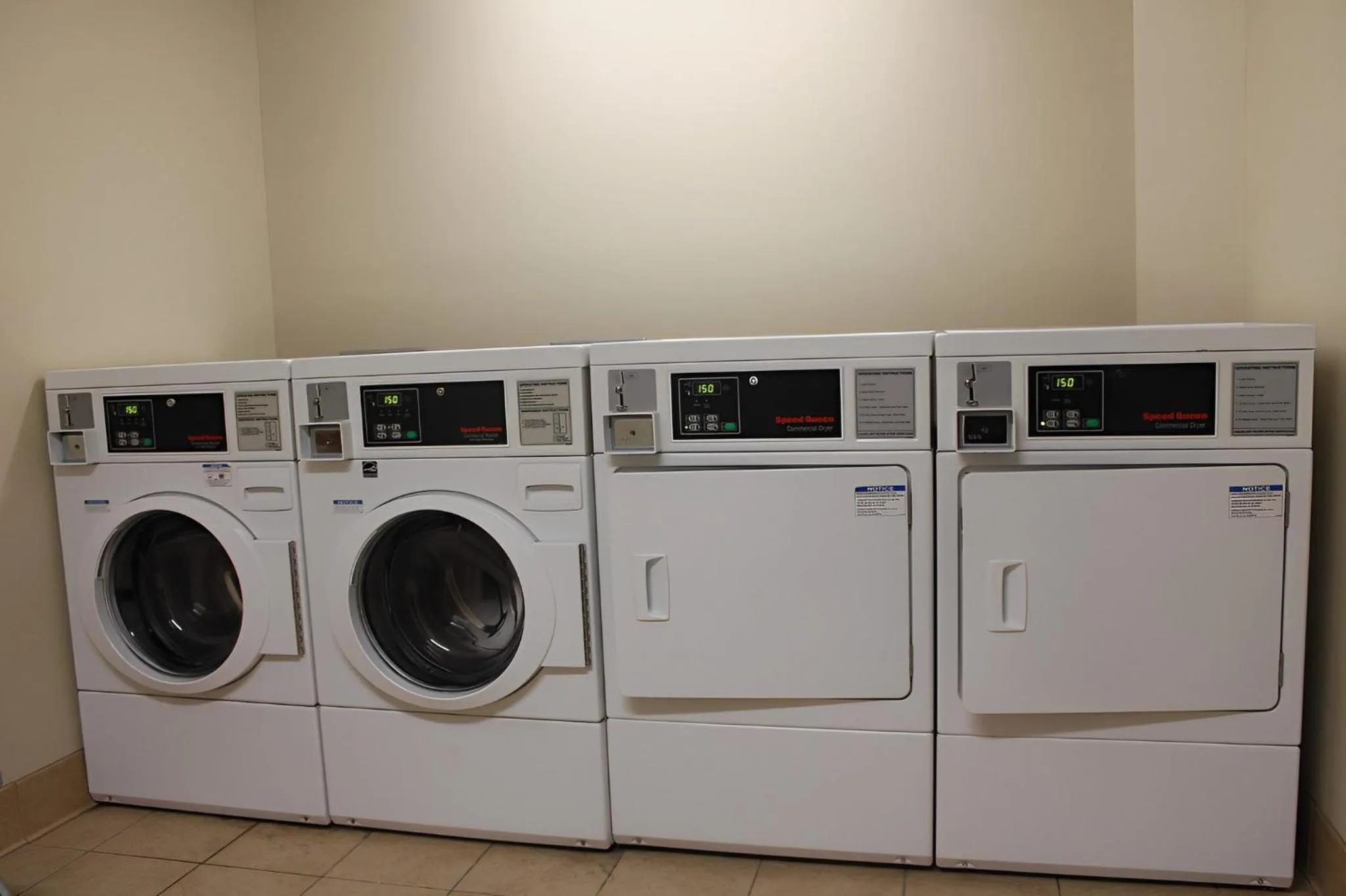 washing machine in Comfort Inn & Suites Sayre