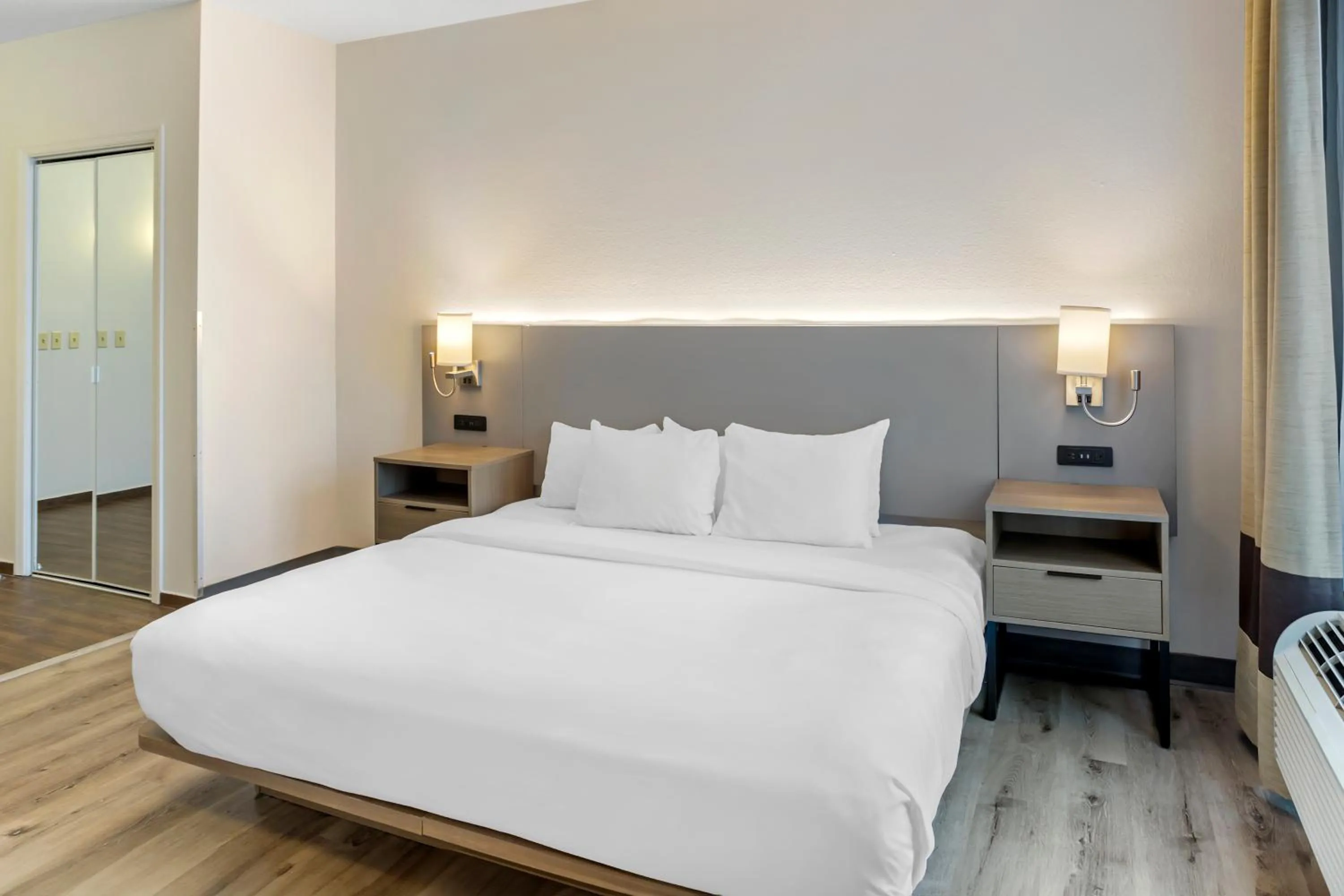 Bed in Comfort Inn & Suites Sayre