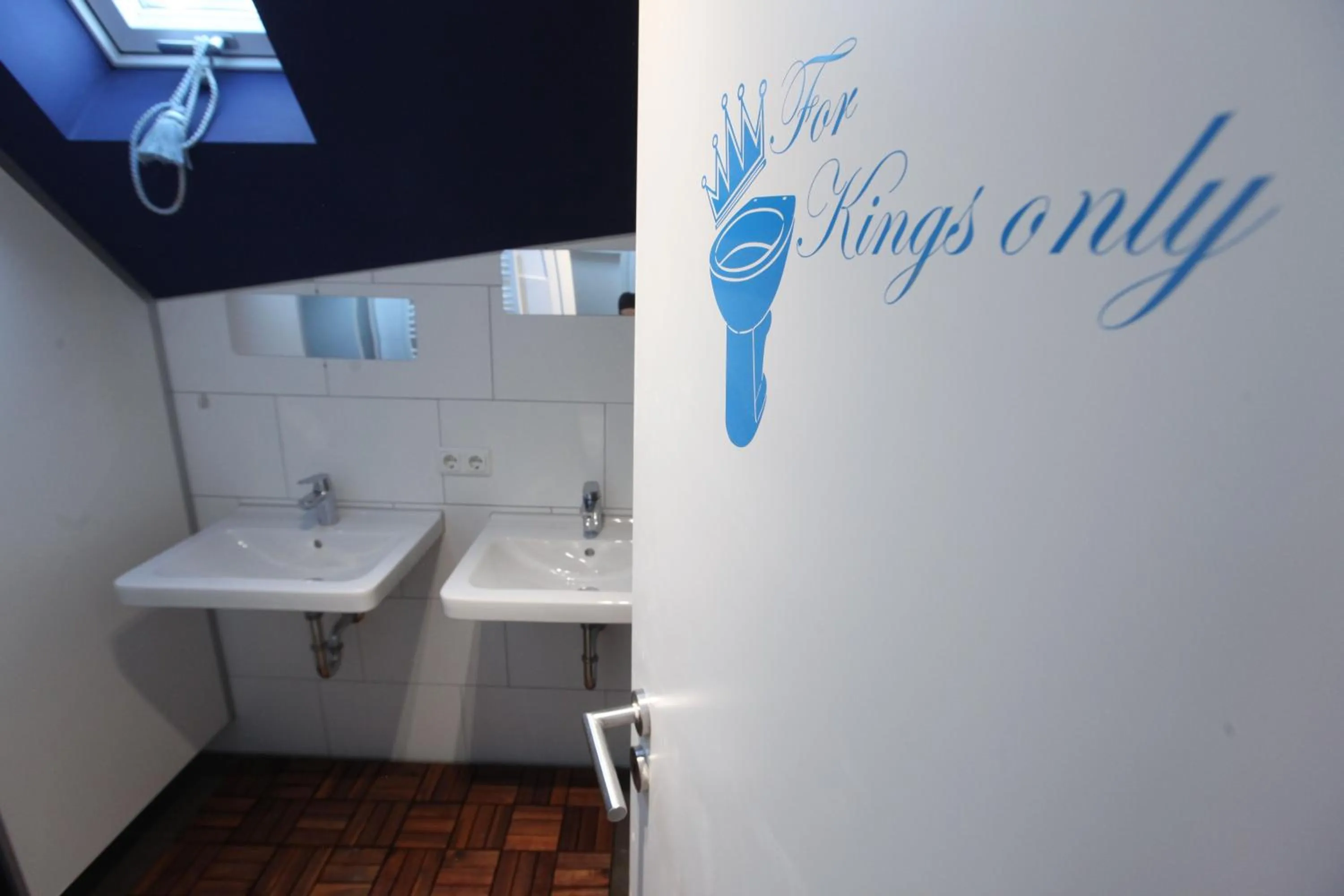 Bathroom in Old Kings Design Hostel