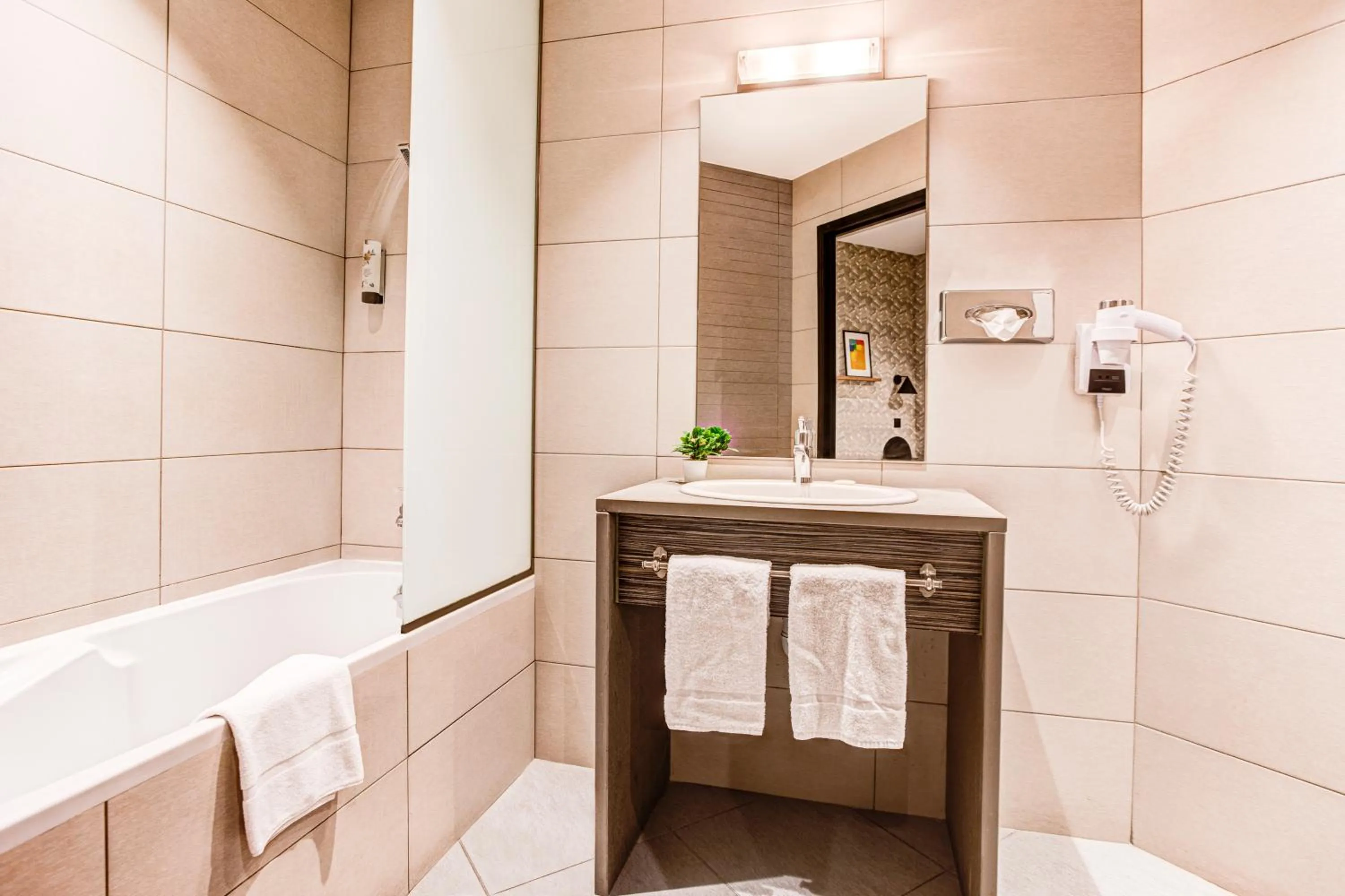 Bathroom in Republik Hotel