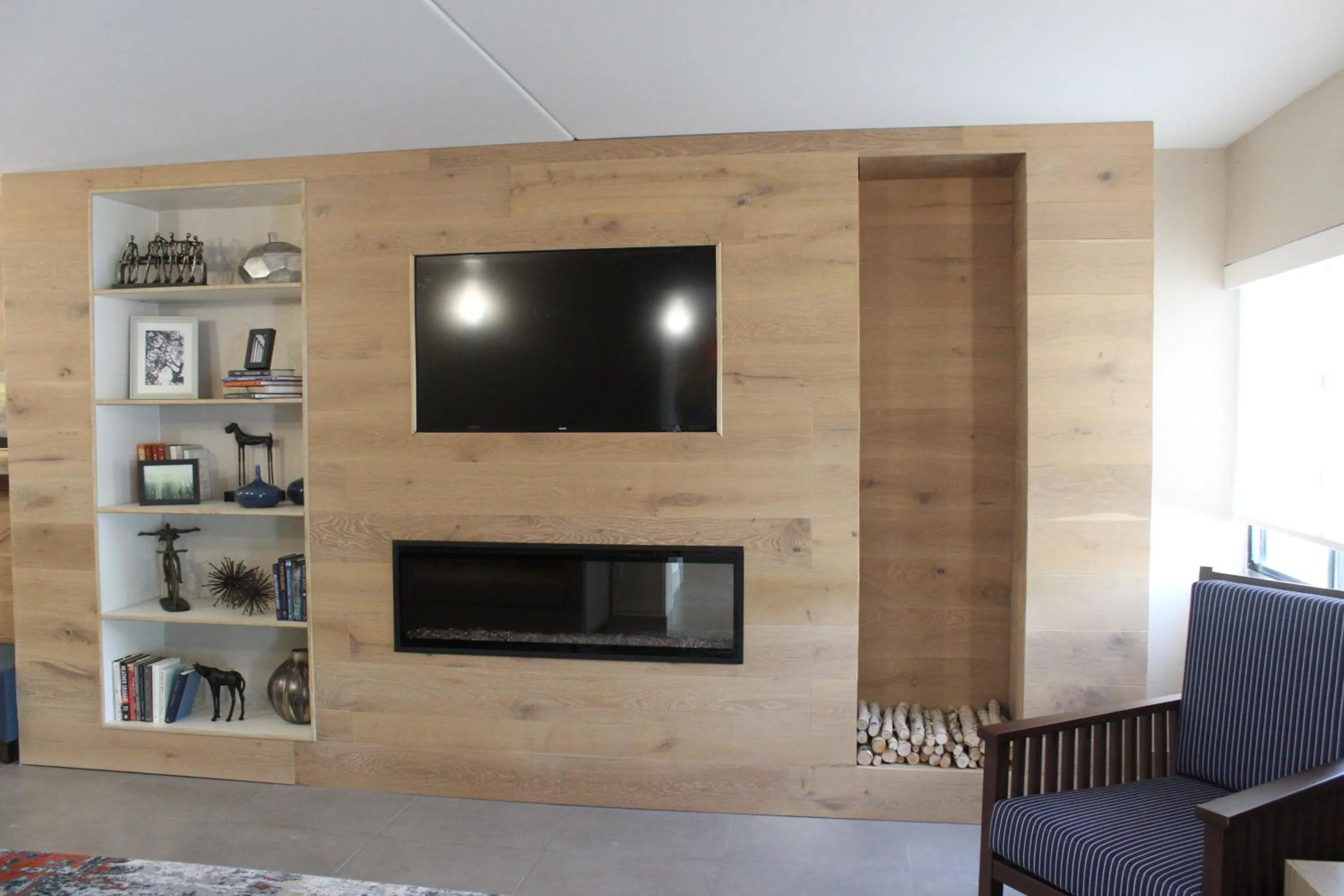 Communal lounge/ TV room in Country Inn & Suites by Radisson, Dunbar - Charleston