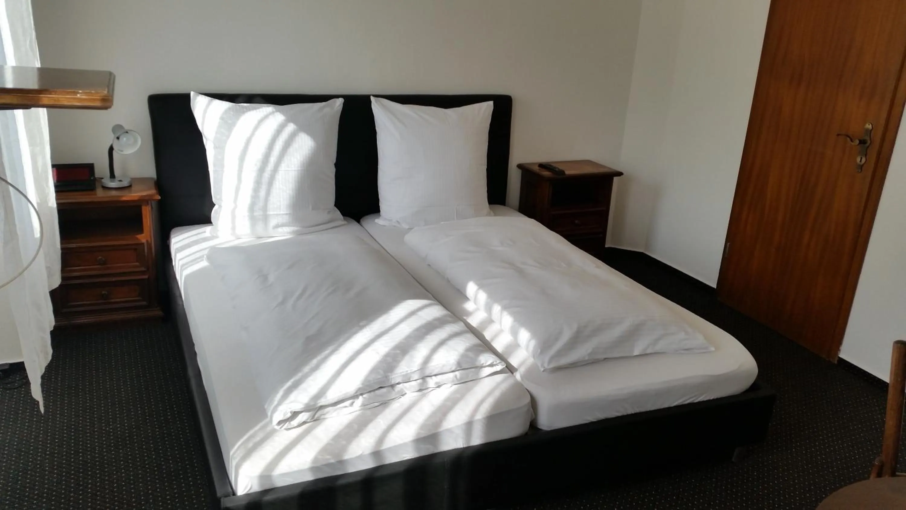 Bed in Hotel Dorfschenke