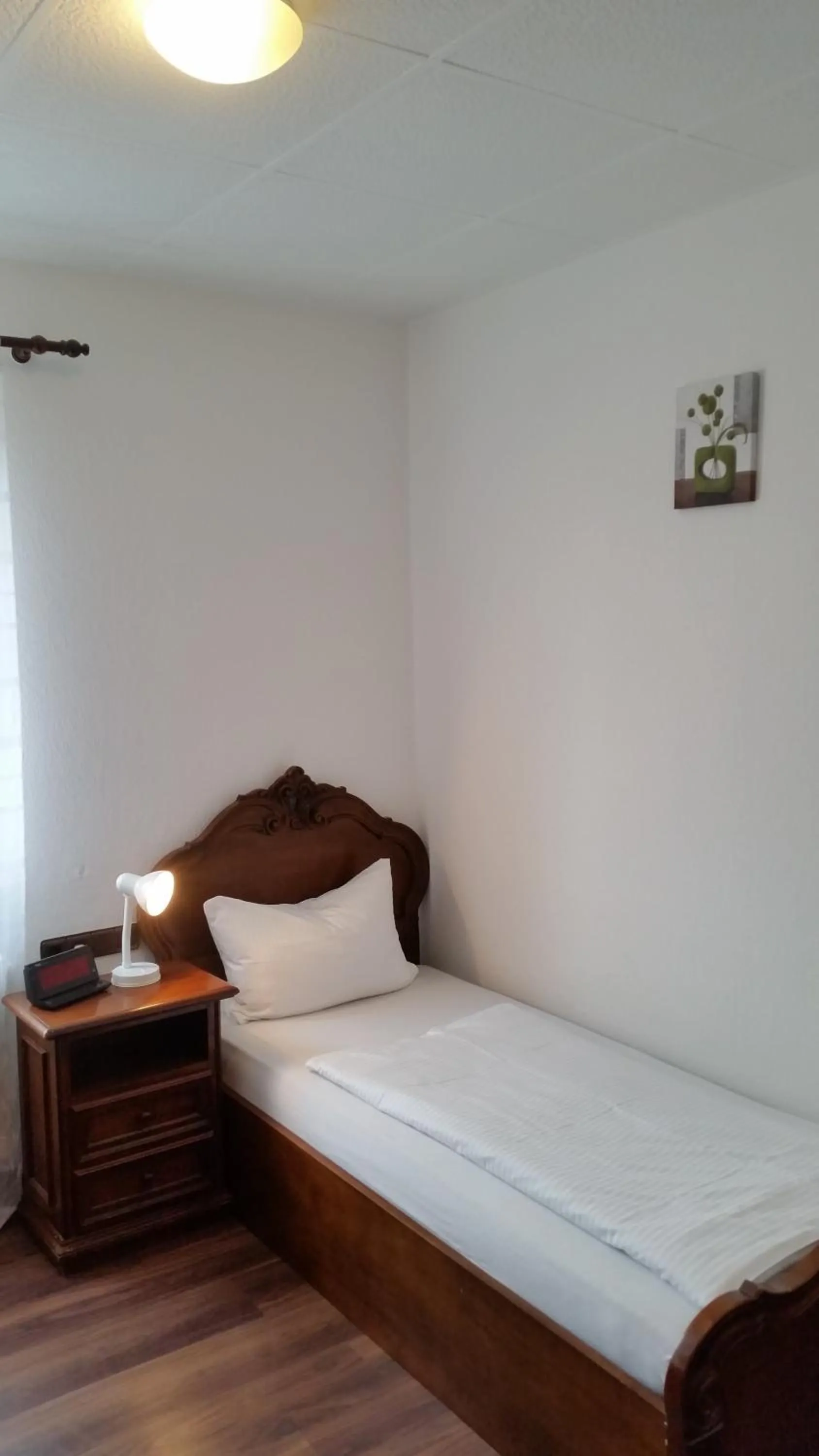 Bed in Hotel Dorfschenke