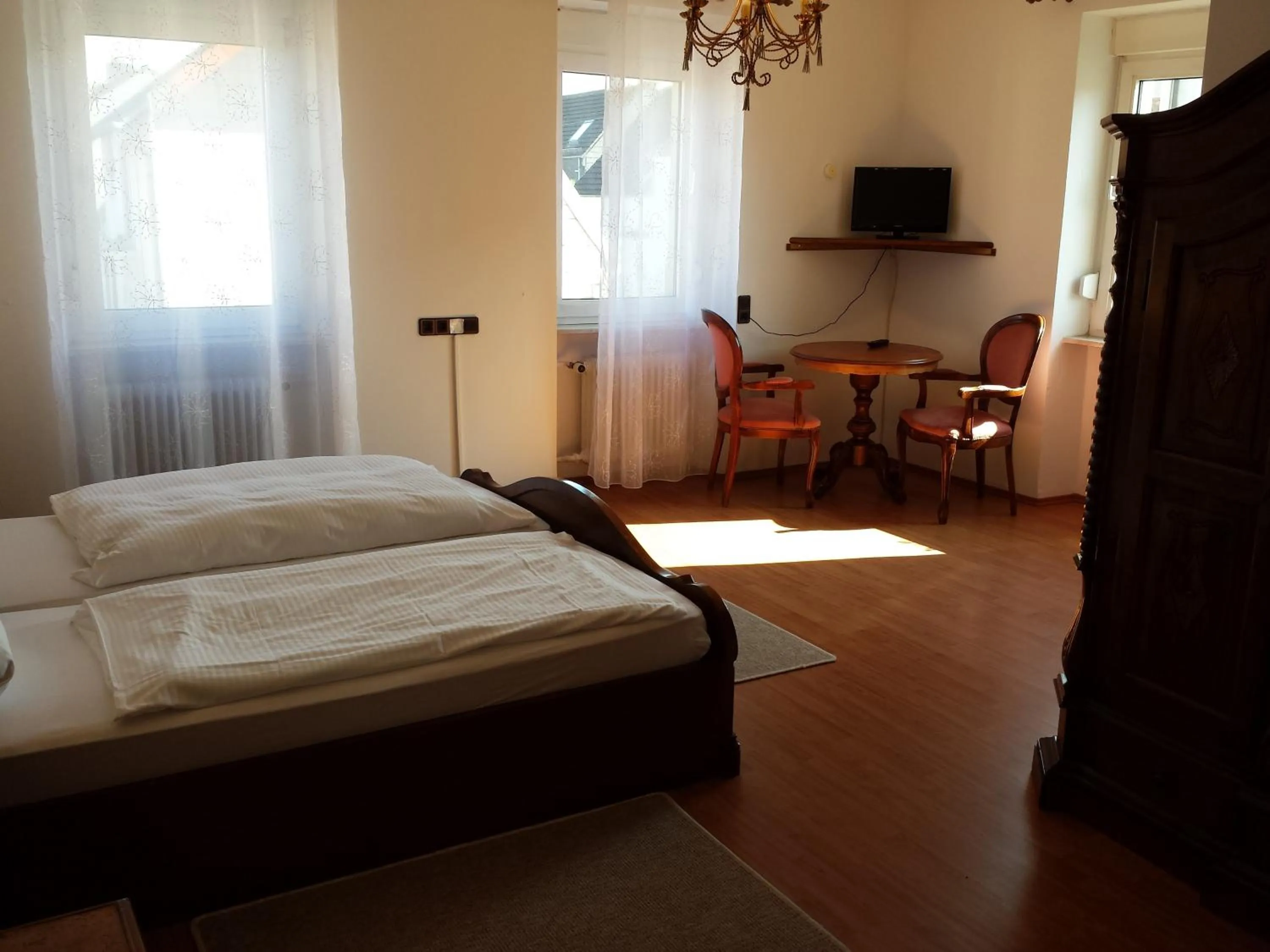 Photo of the whole room, Bed in Hotel Dorfschenke