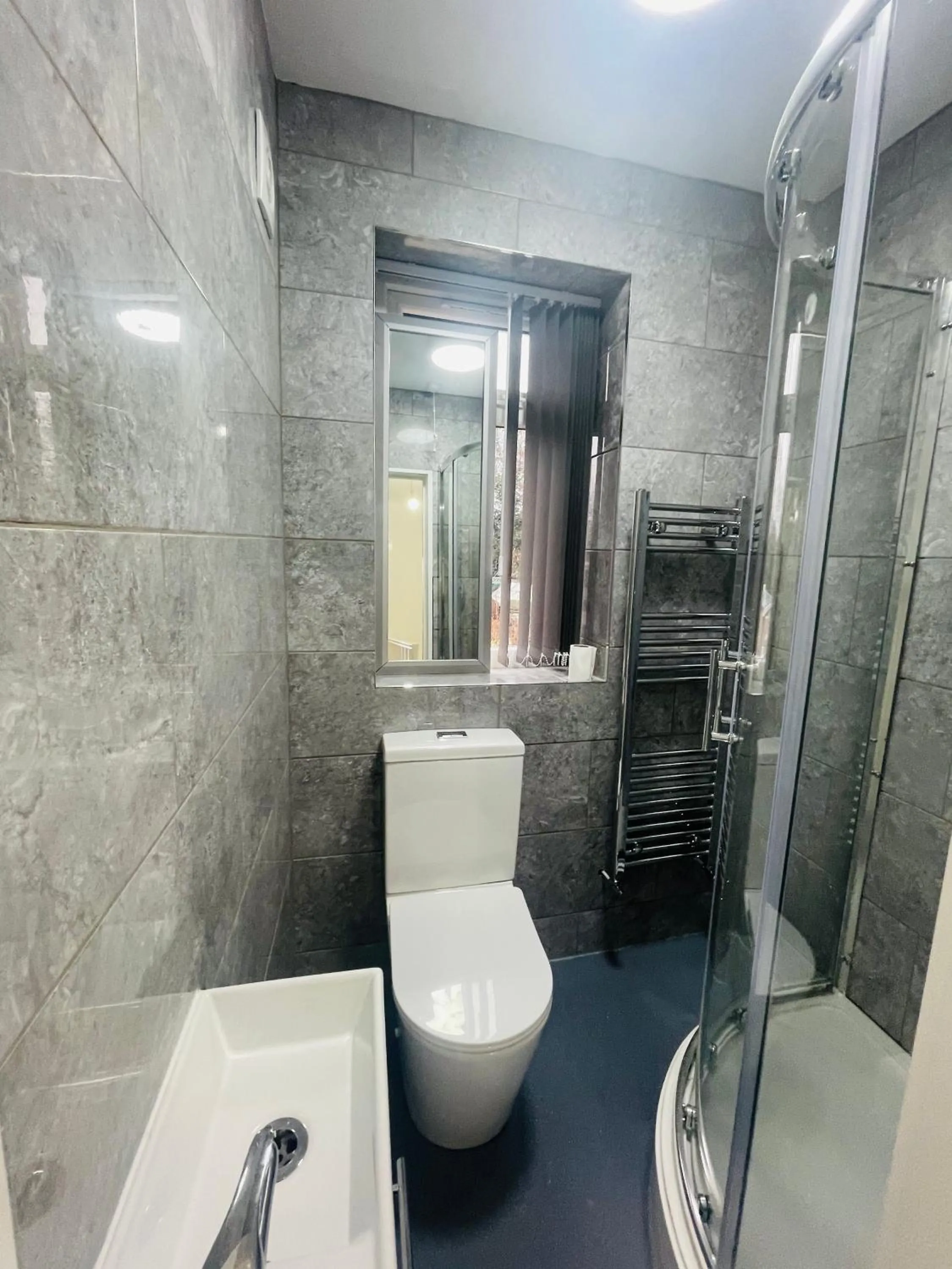 Bathroom in Cranmore Guest House