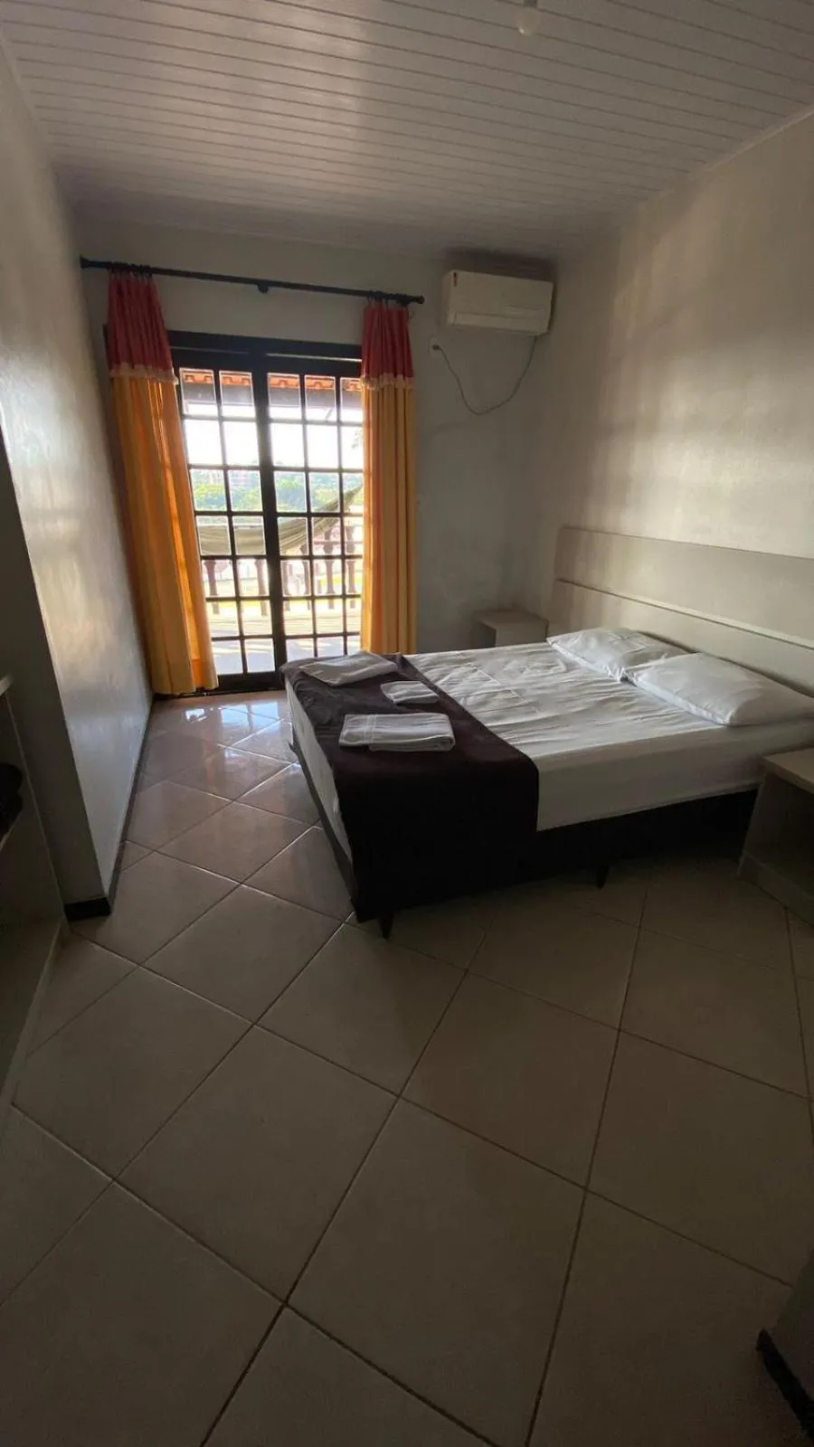 Bed in Hotel Panorâmico