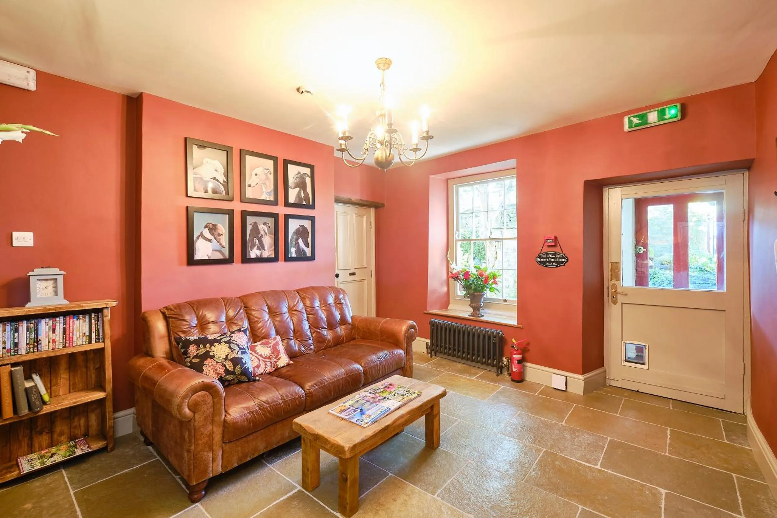 Living room in Nuns Cottage Bed & Breakfast