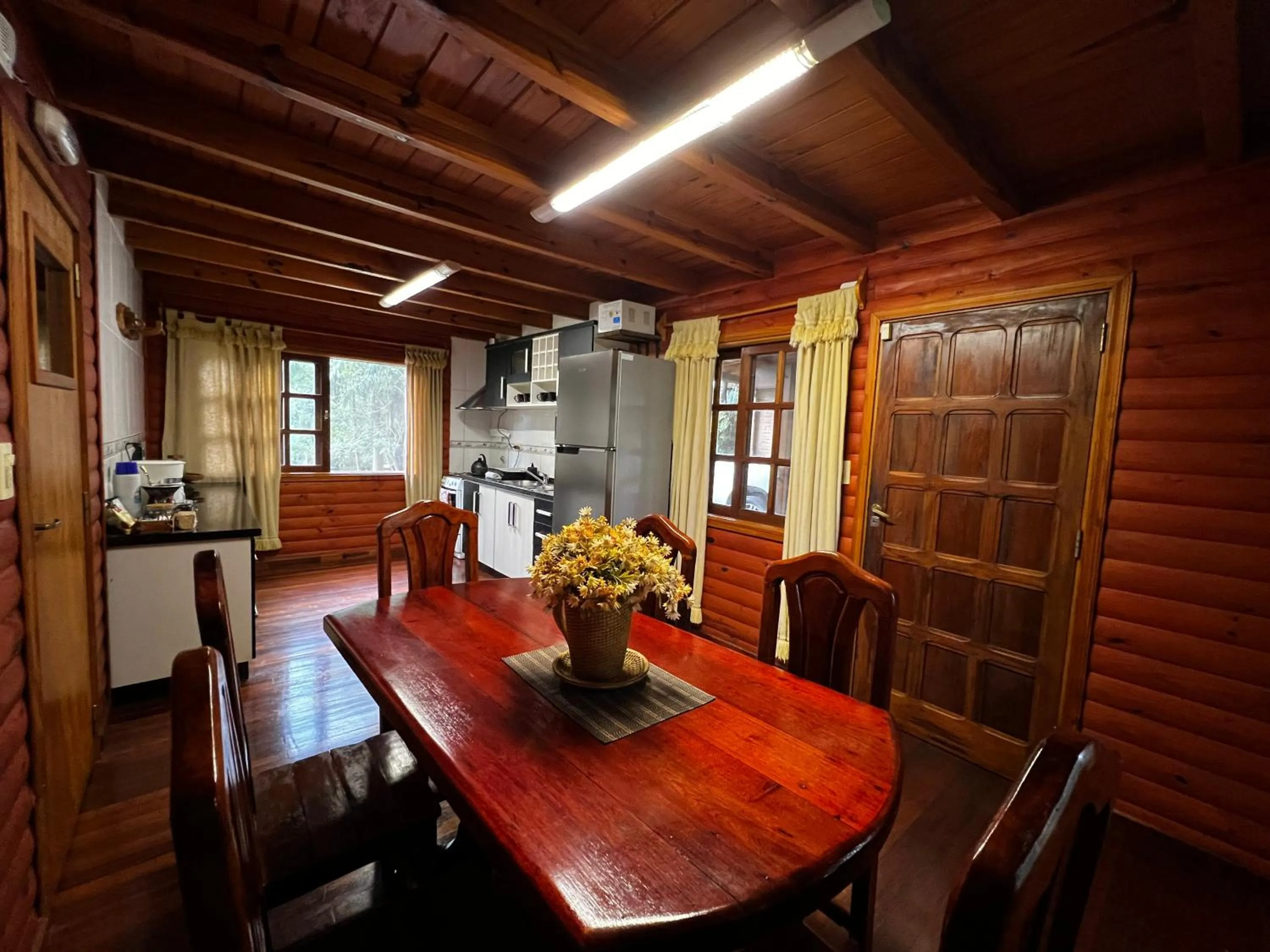 Dining area in Costa del Sol Iguazú