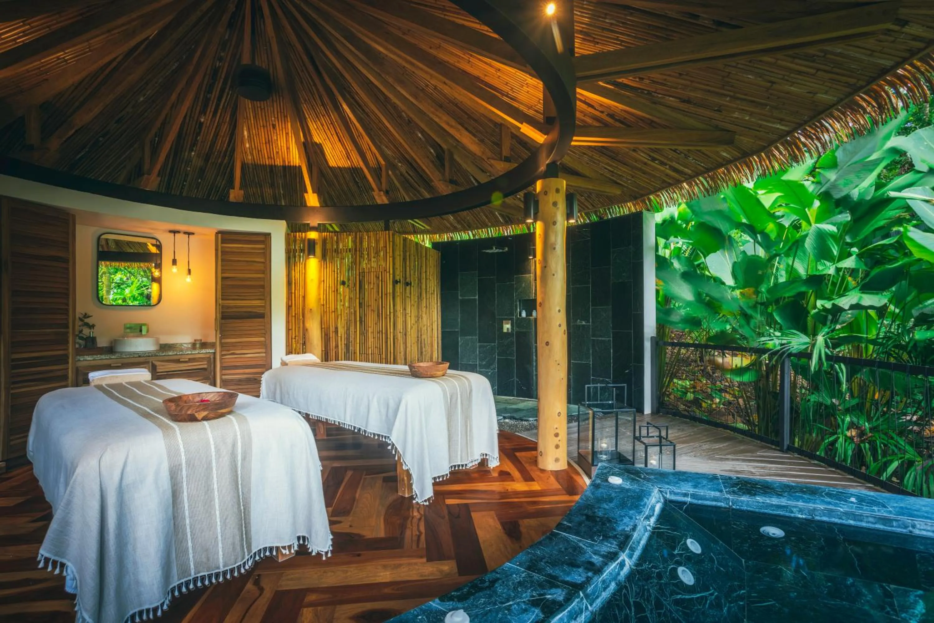 Spa and wellness centre/facilities in Nayara Tented Camp
