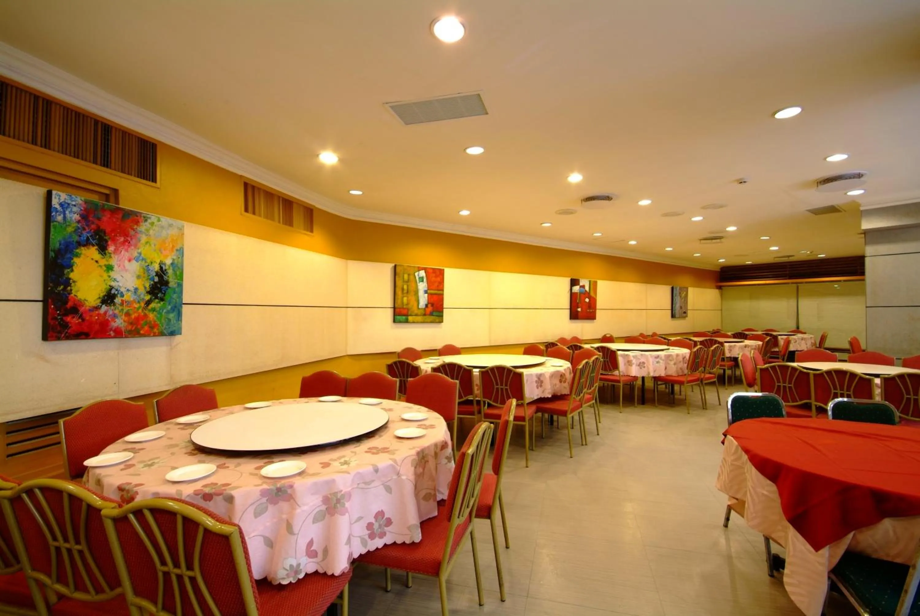 Restaurant/places to eat in Toong Mao Resorts & Hotel