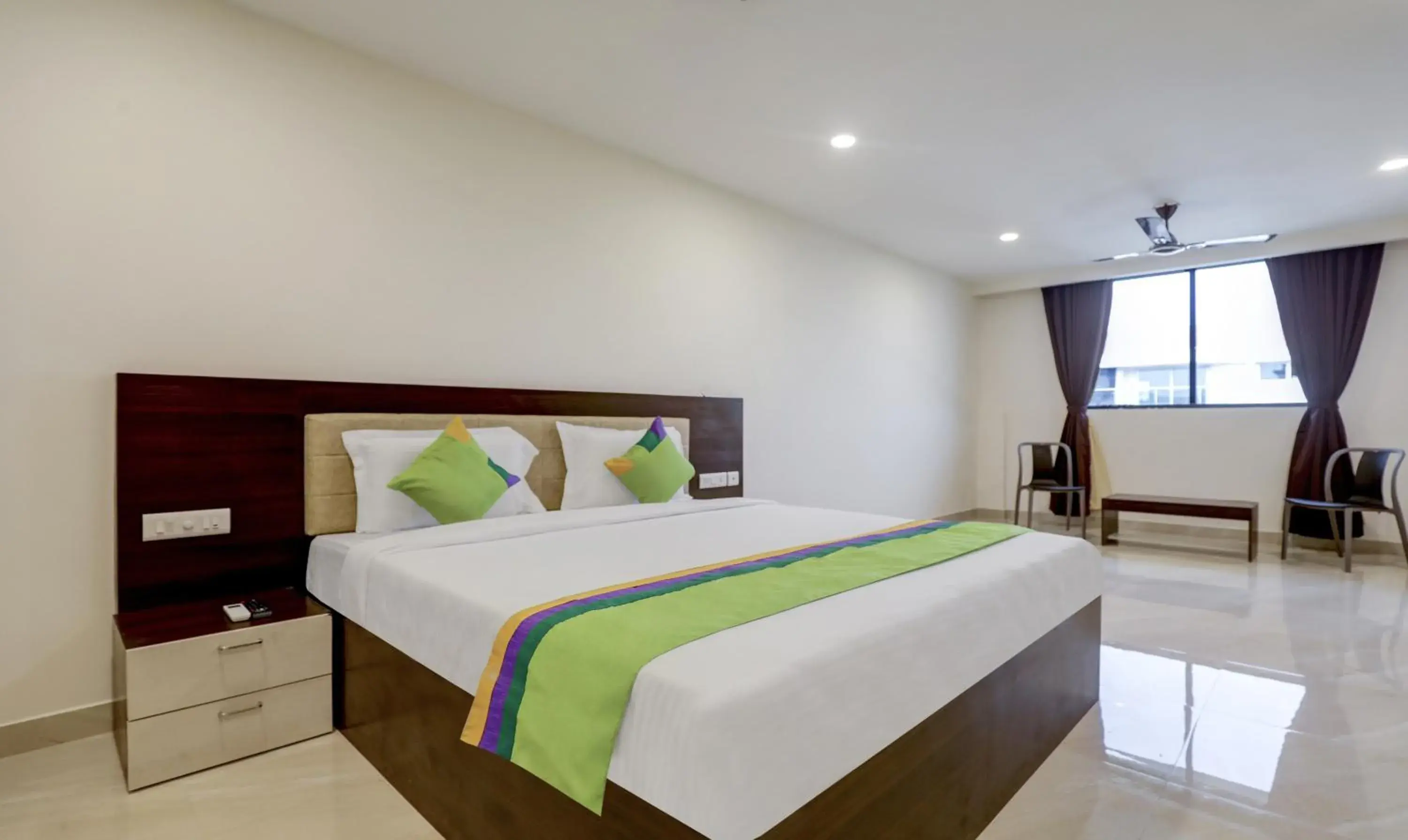 Deluxe Double Room - single occupancy in Treebo The Horizon Kankanady Deluxe Double Room - single occupancy in Treebo The Horizon Kankanady