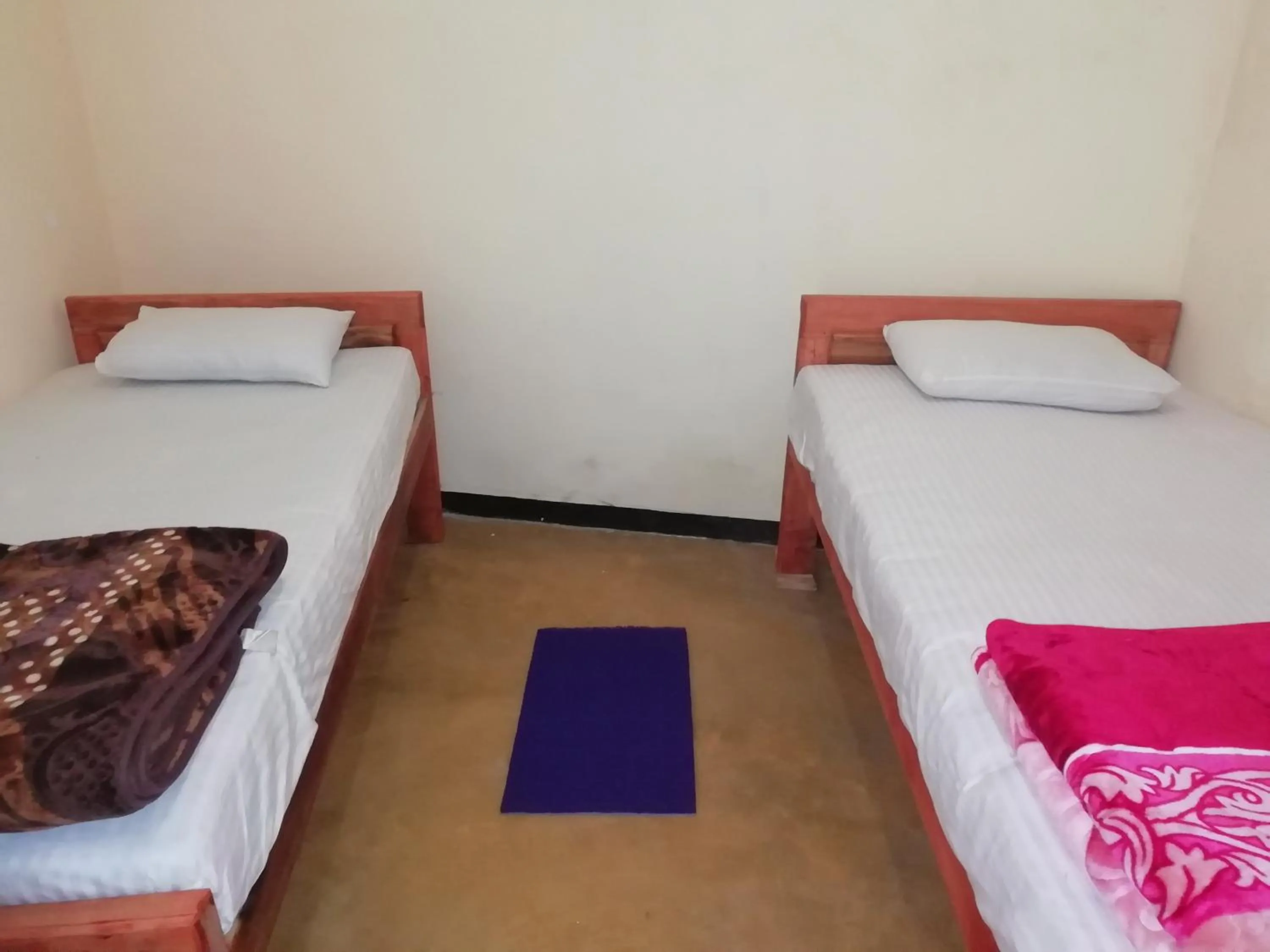 Hello Super Hostel